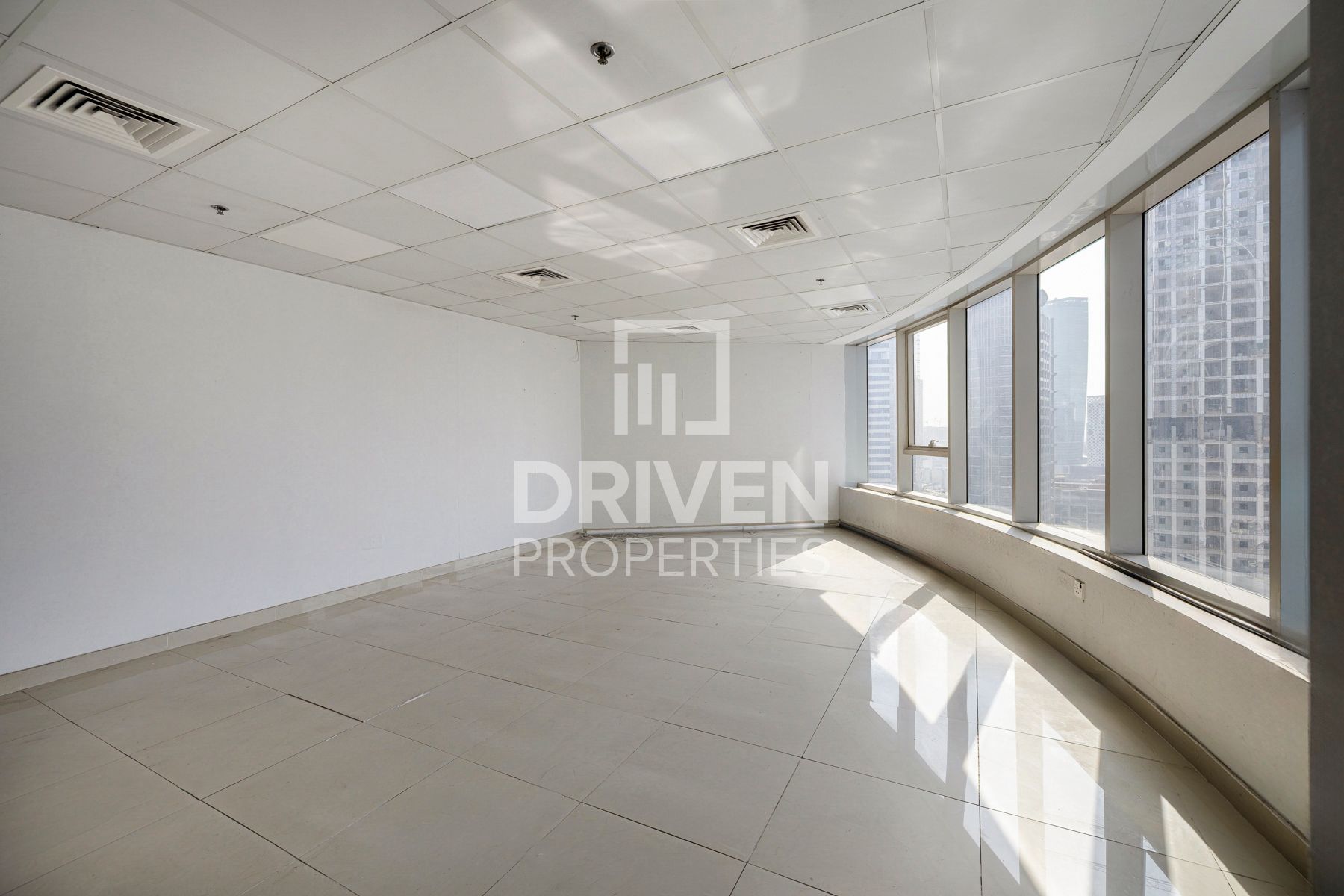 Bright Office with SZR View Prime Location