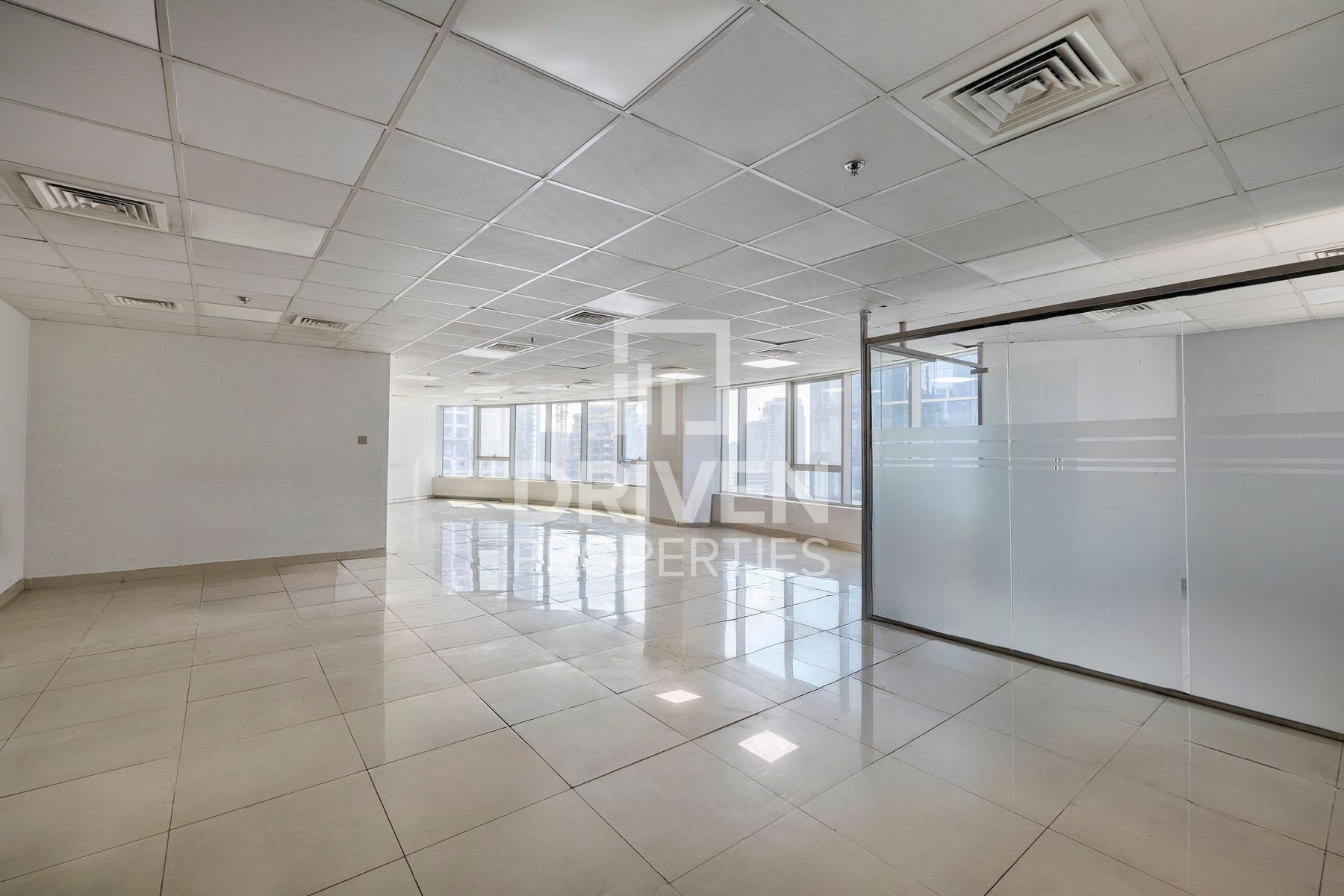 Bright Office with SZR View Prime Location