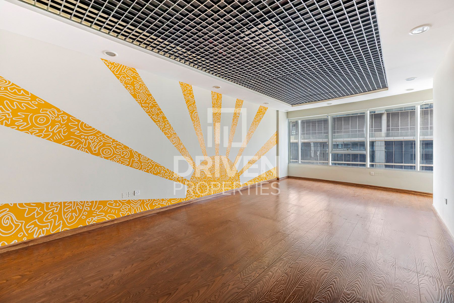 High Floor Office Skyline View Prime Location