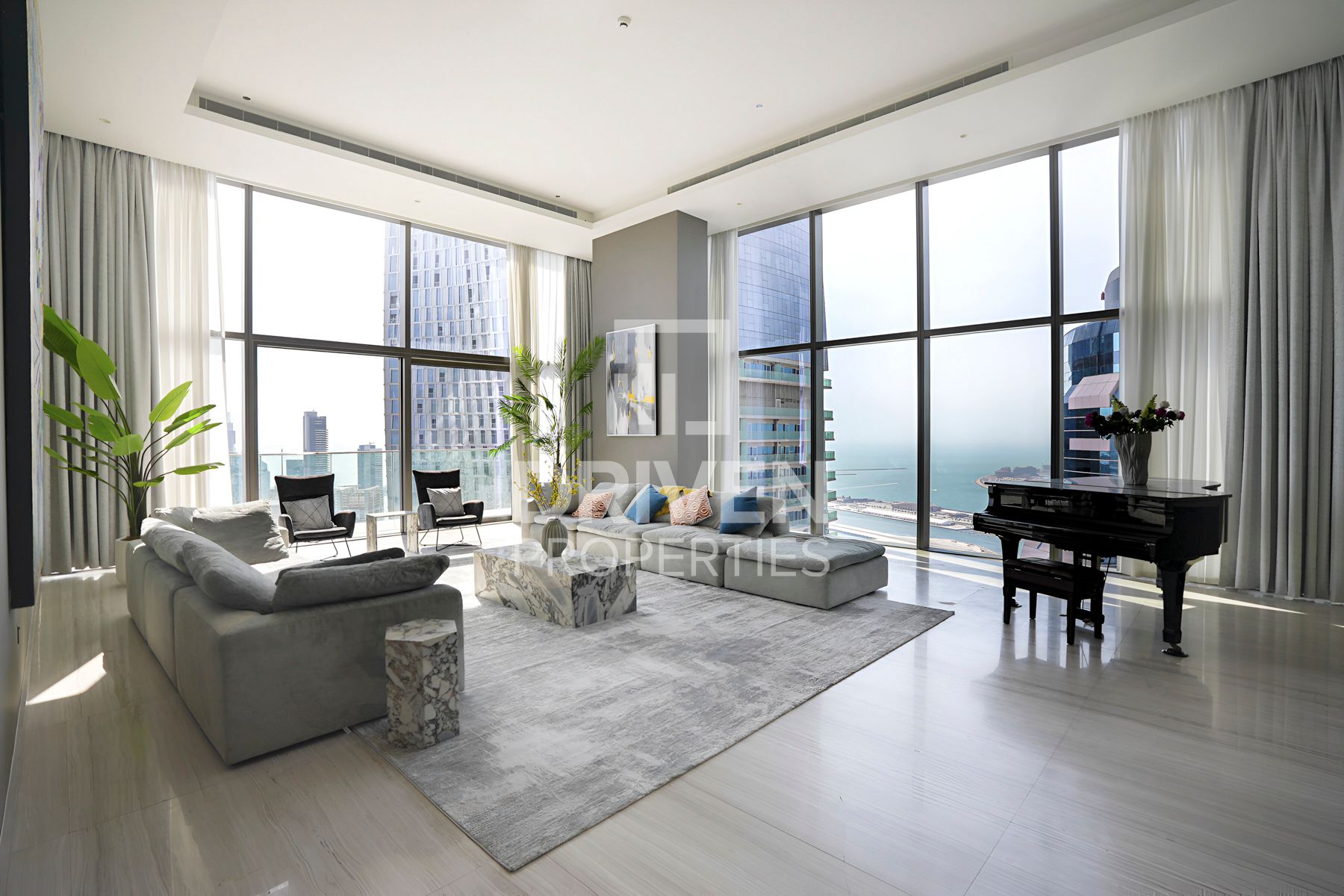 High End Unit Prime Amenities Vacant