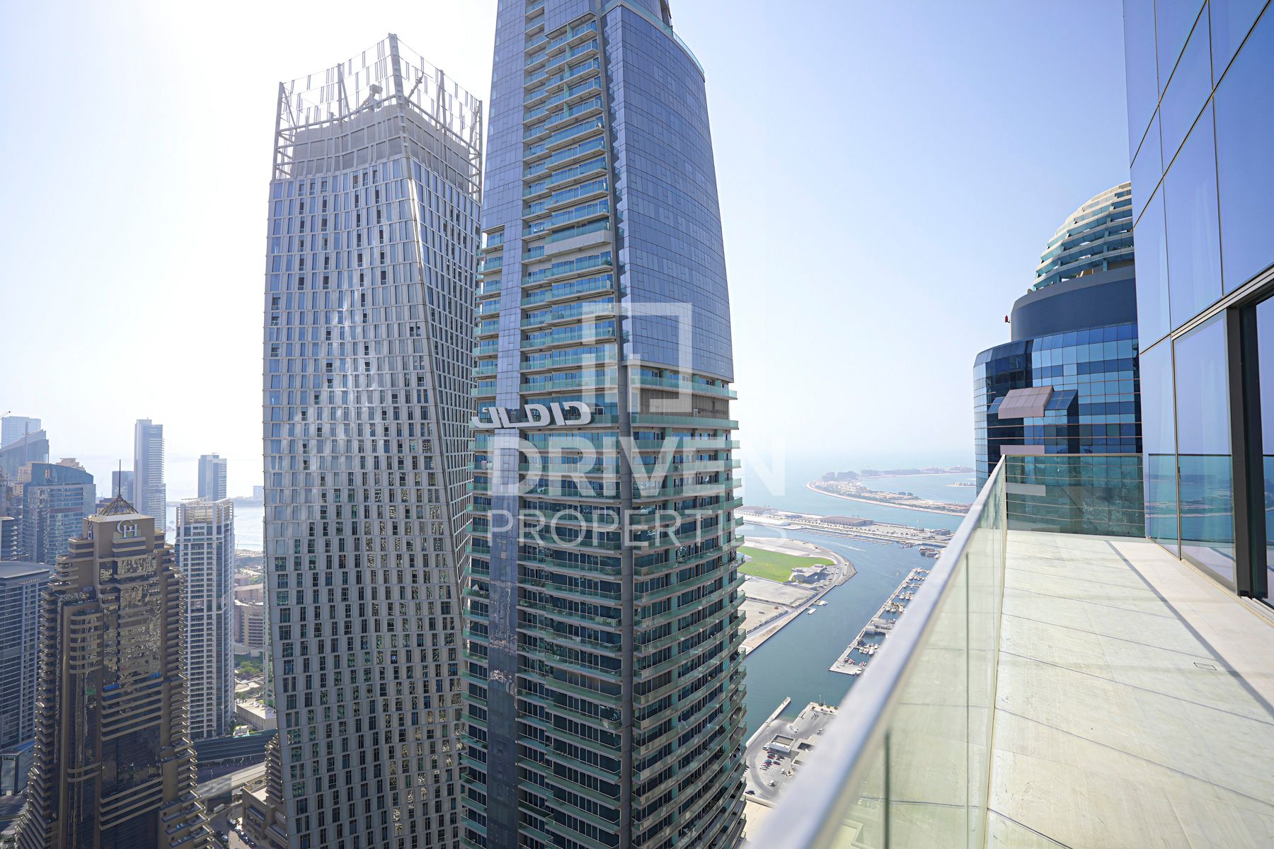 High End Unit Prime Amenities Vacant