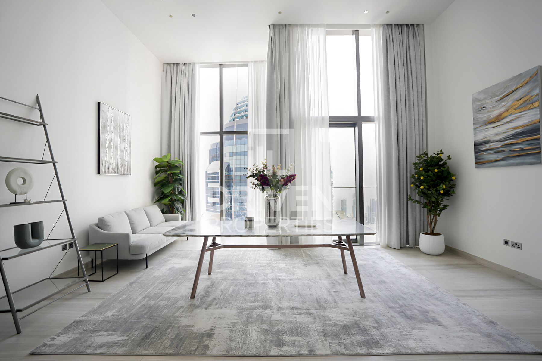 High End Unit Prime Amenities Vacant