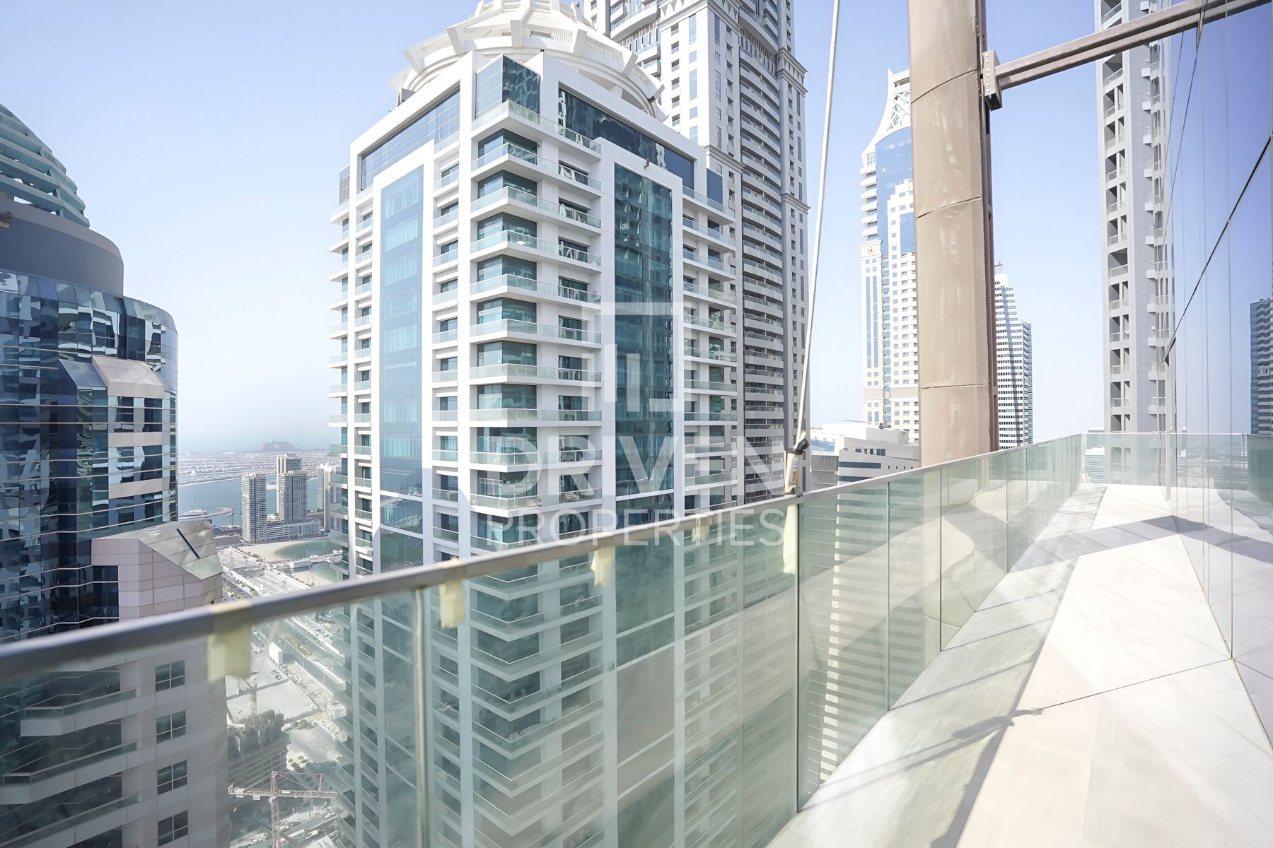 High End Unit Prime Amenities Vacant