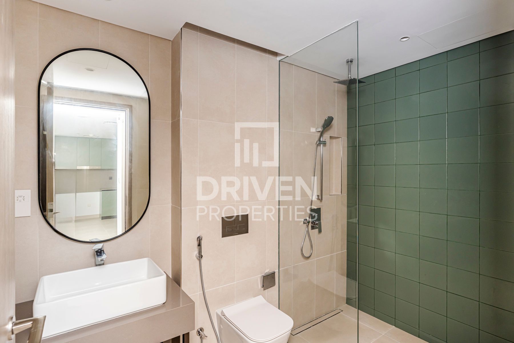 Brand New and Bright High Floor Vacant