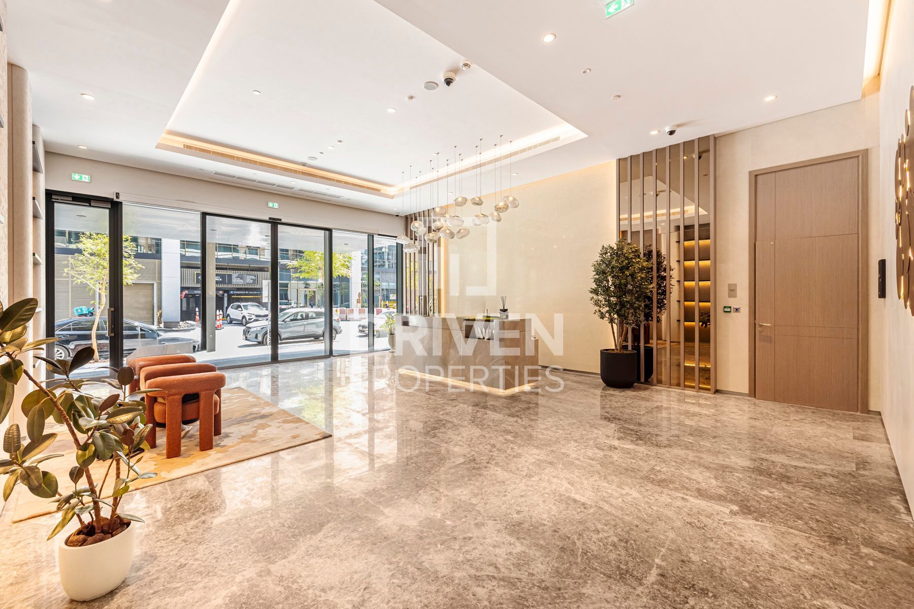 Brand New and Bright High Floor Vacant