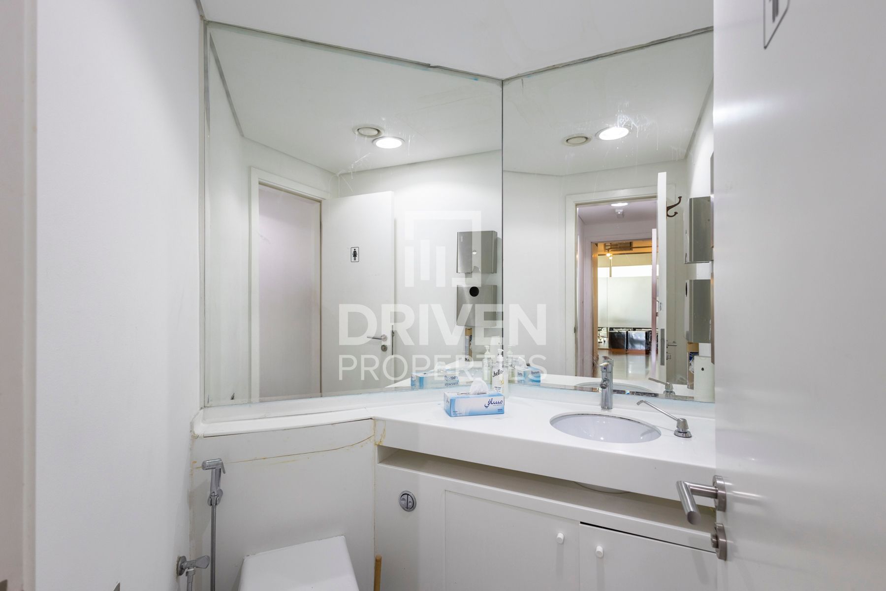 Close to Metro Fitted Office Prime Location