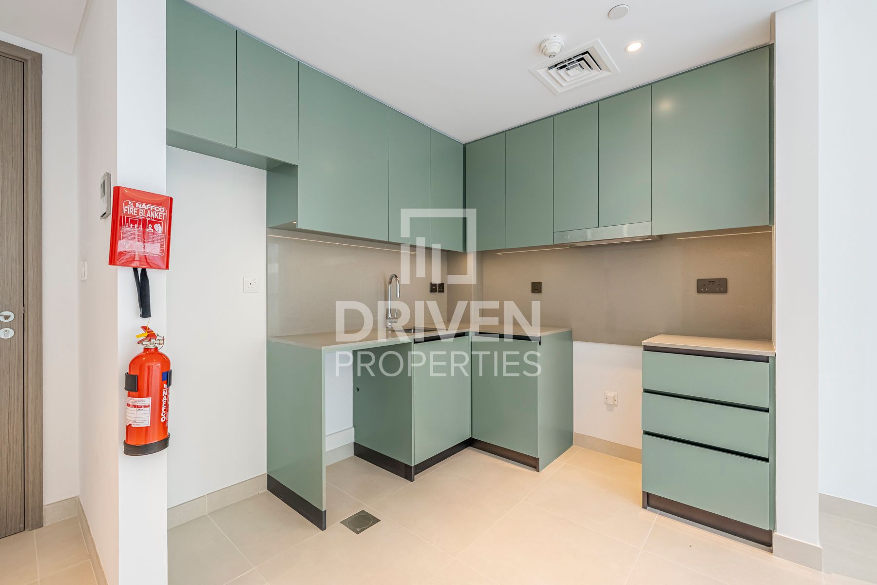 Modern Finish Recently Handed Over Corner Unit