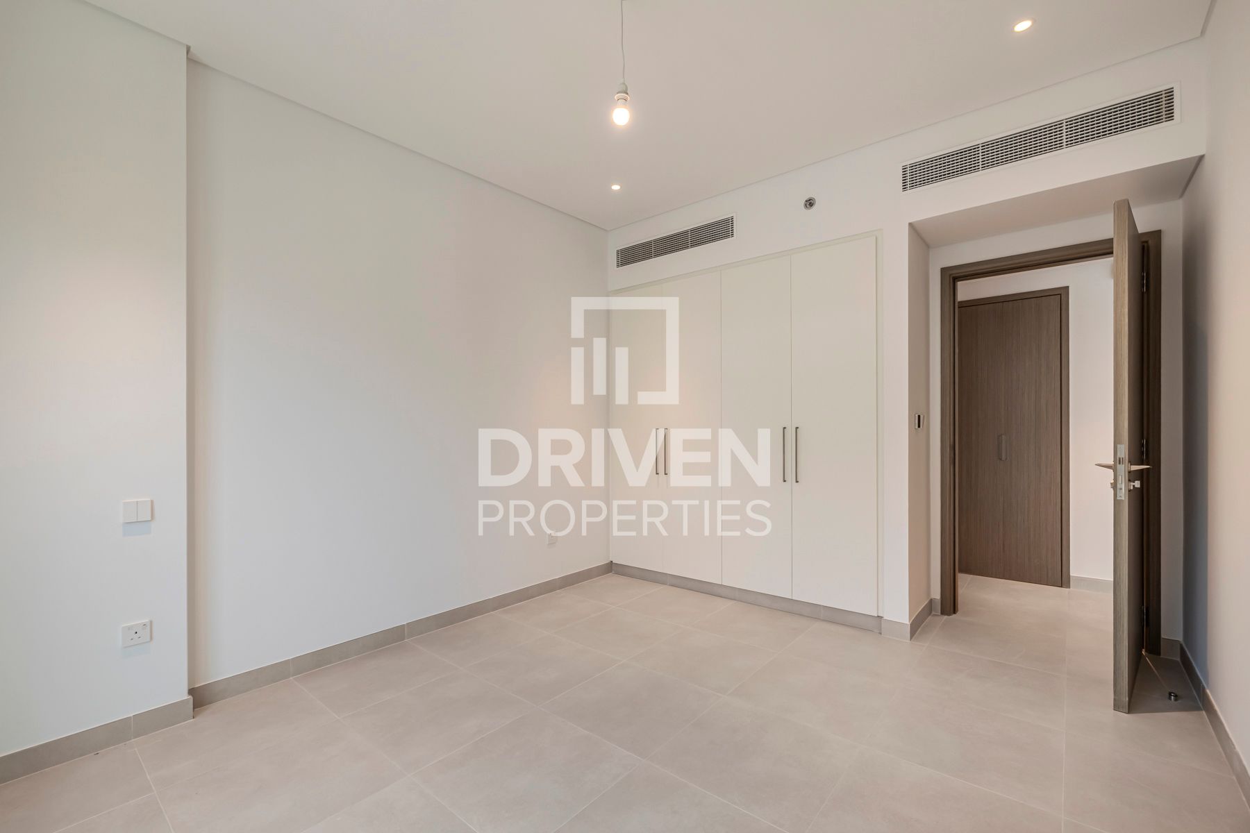 Modern Finish Recently Handed Over Corner Unit