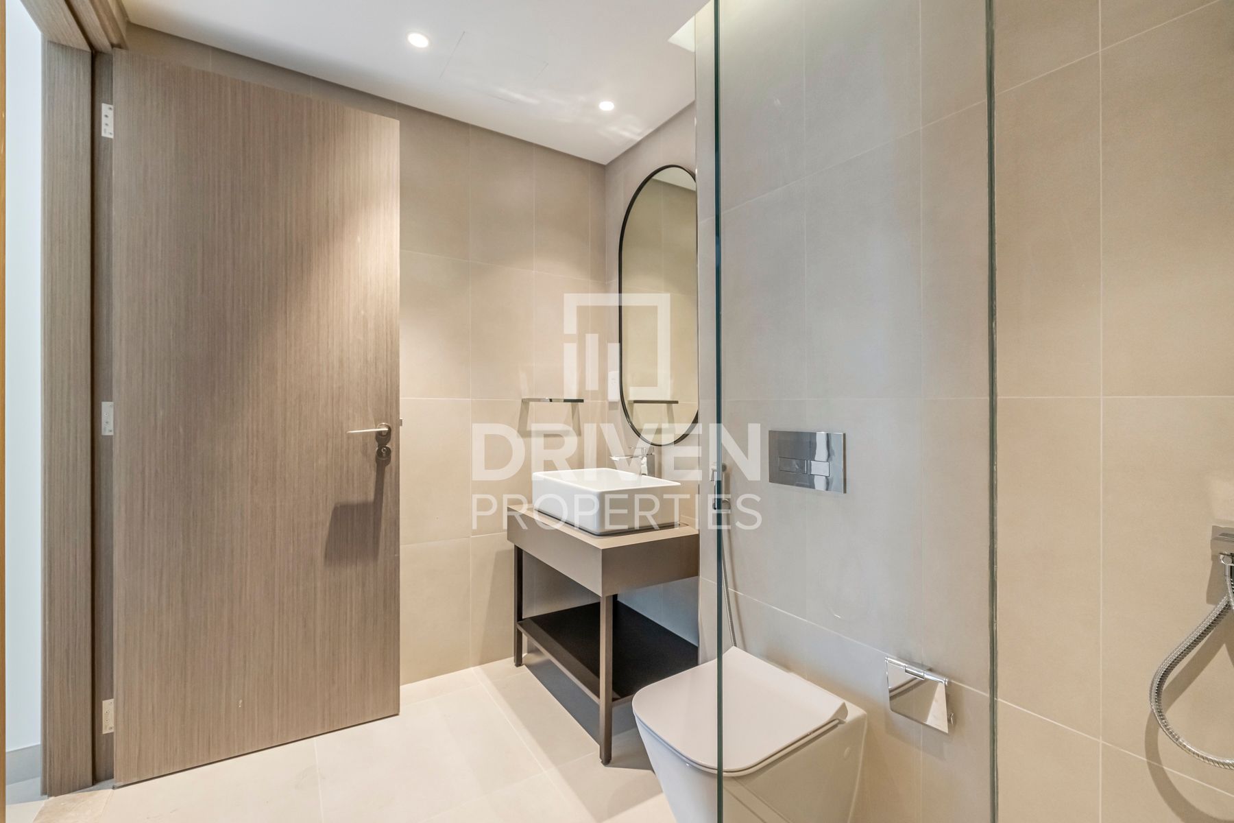 Modern Finish Recently Handed Over Corner Unit