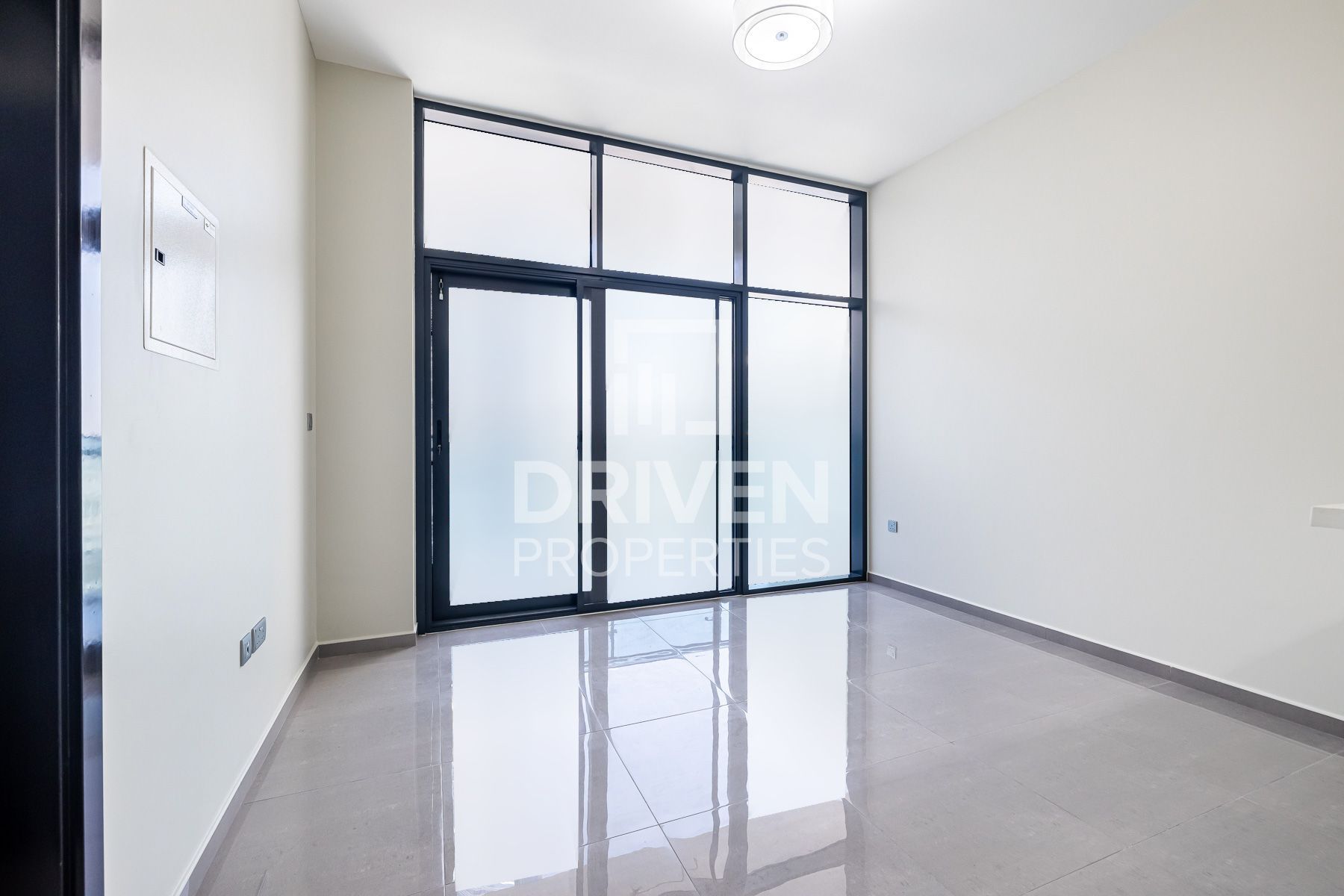 Ideal Apartment Modern Living Prime Locations