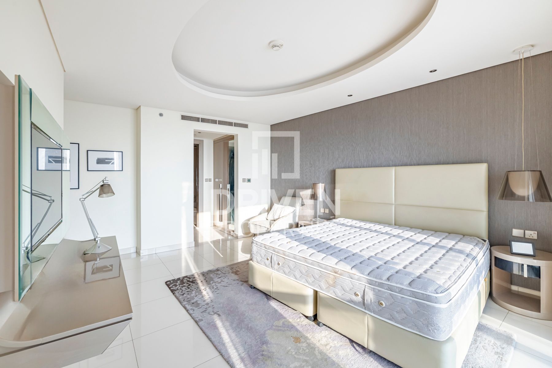 Top Floor Maids Room Furnished Creek View