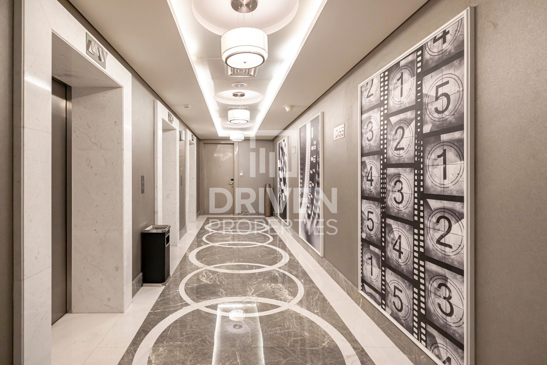 Top Floor Maids Room Furnished Creek View