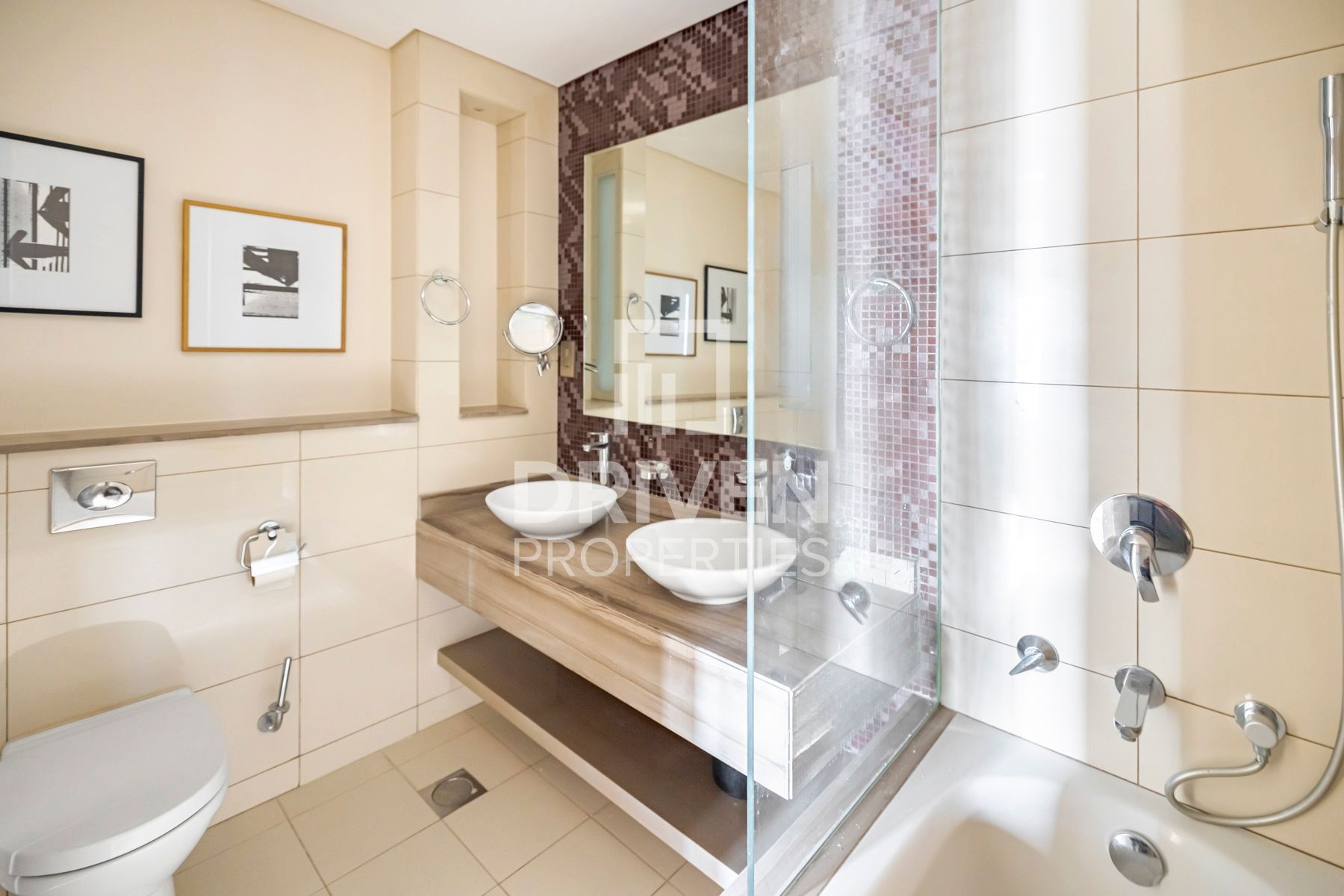 Top Floor Maids Room Furnished Creek View