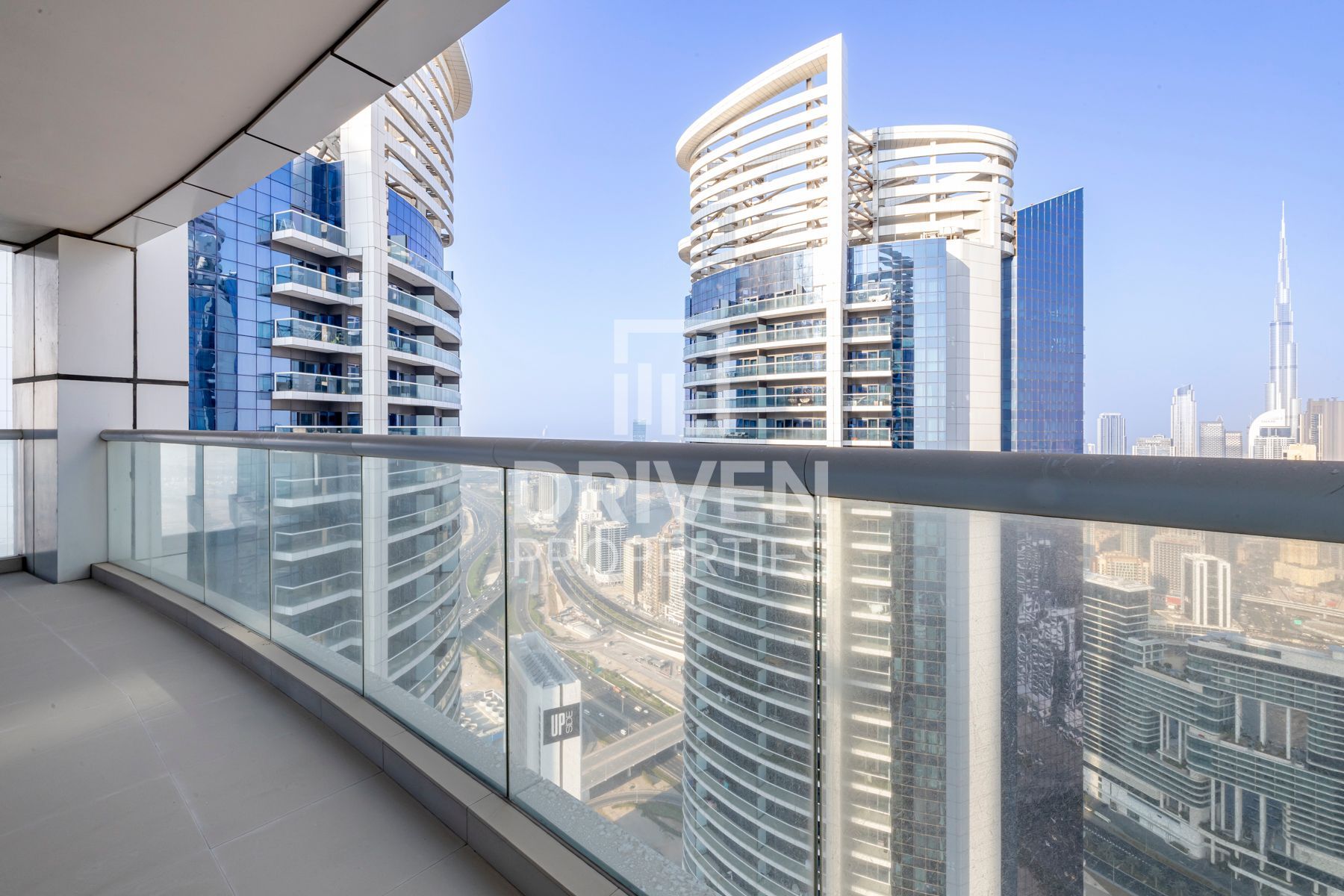 Top Floor Maids Room Furnished Creek View