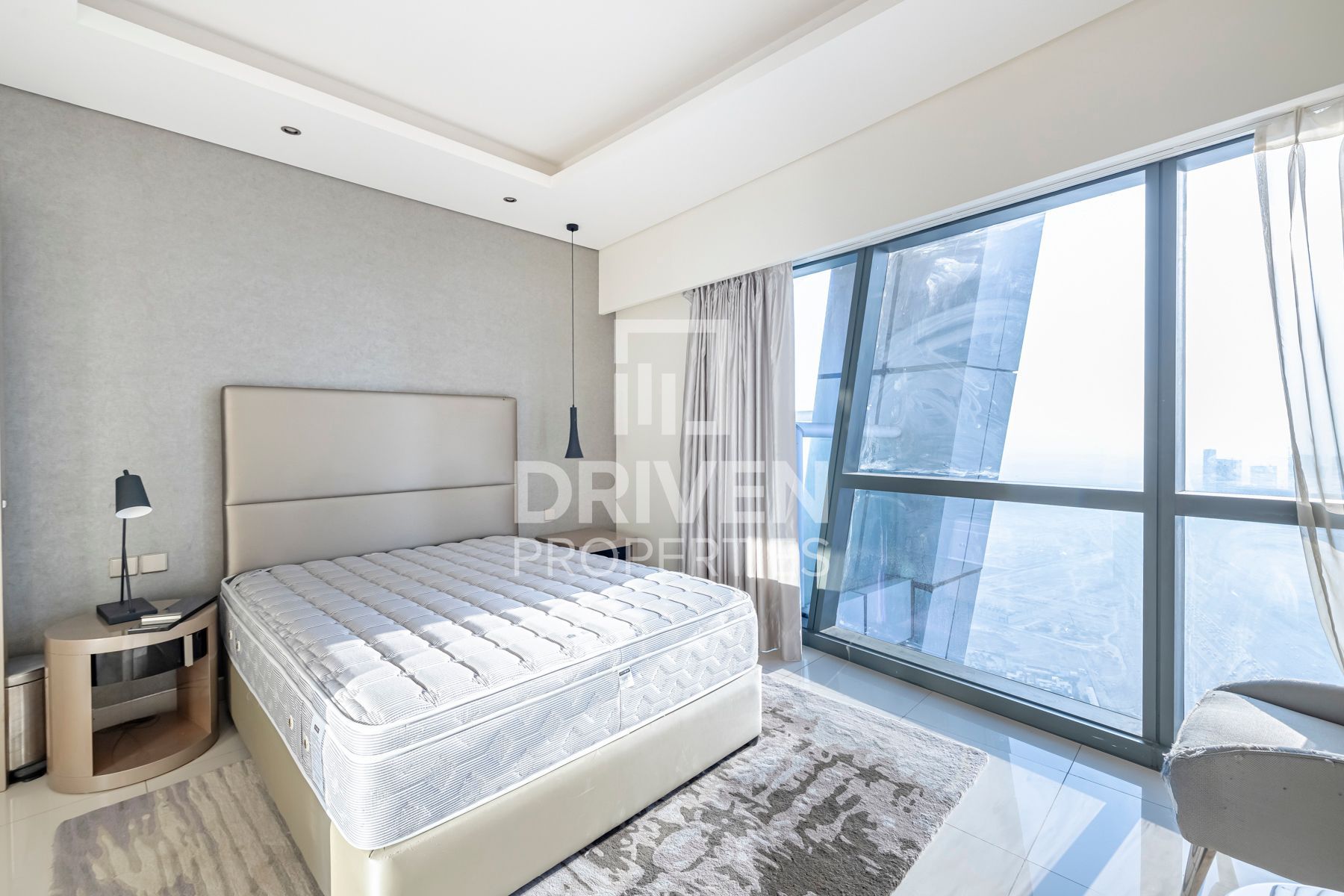 Top Floor Maids Room Furnished Creek View