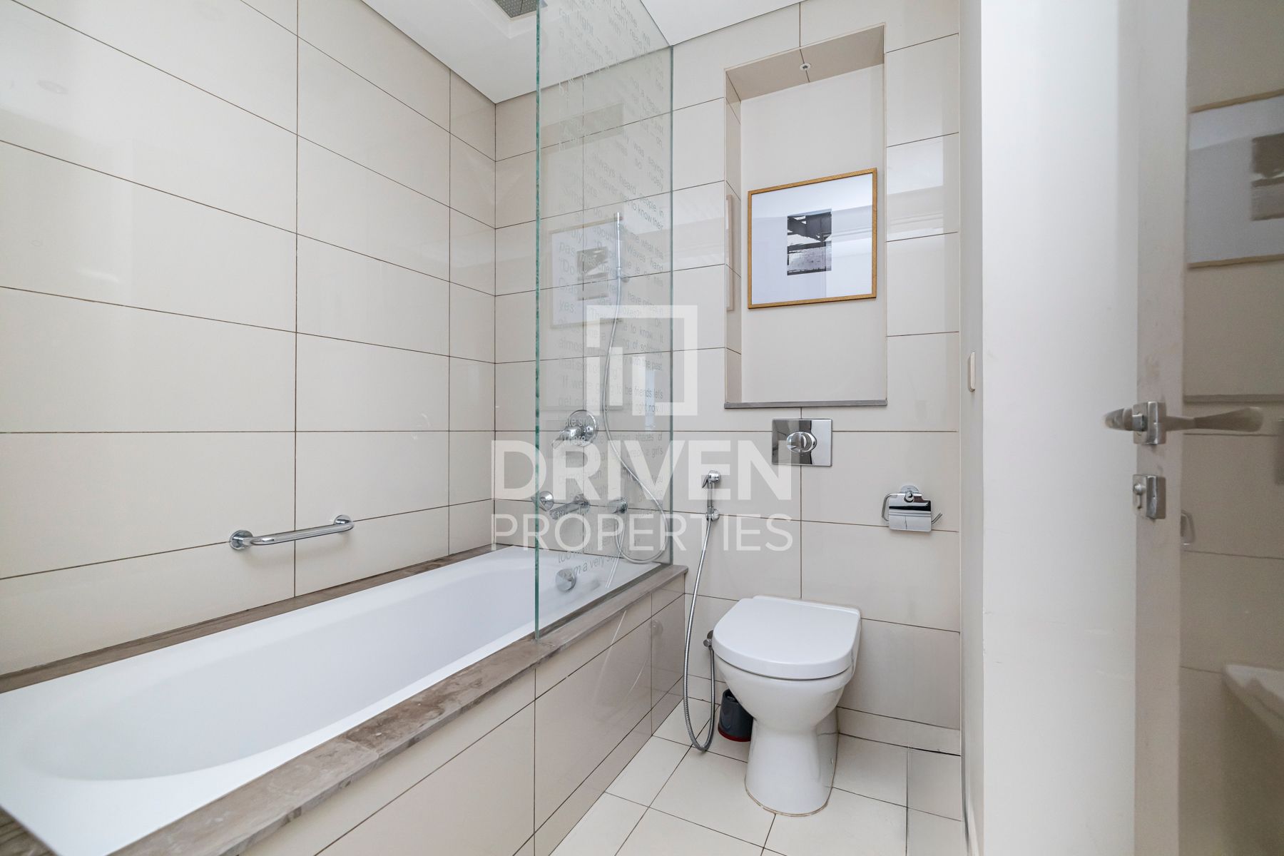 Top Floor Fully Furnished Creek View