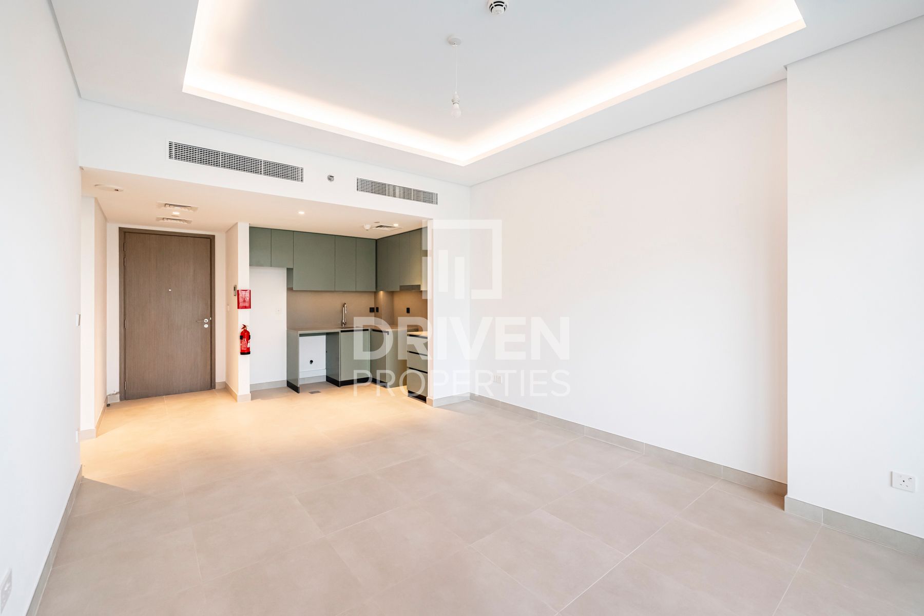 Prime Location Private Brand New Unit