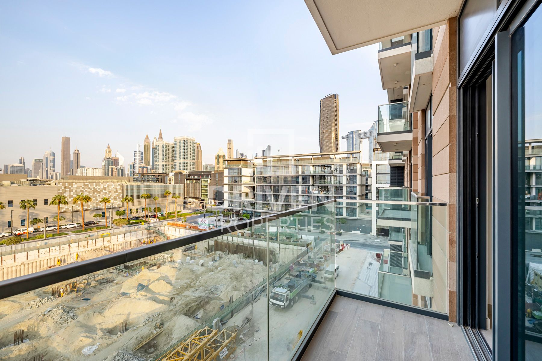 Prime Location Private Brand New Unit