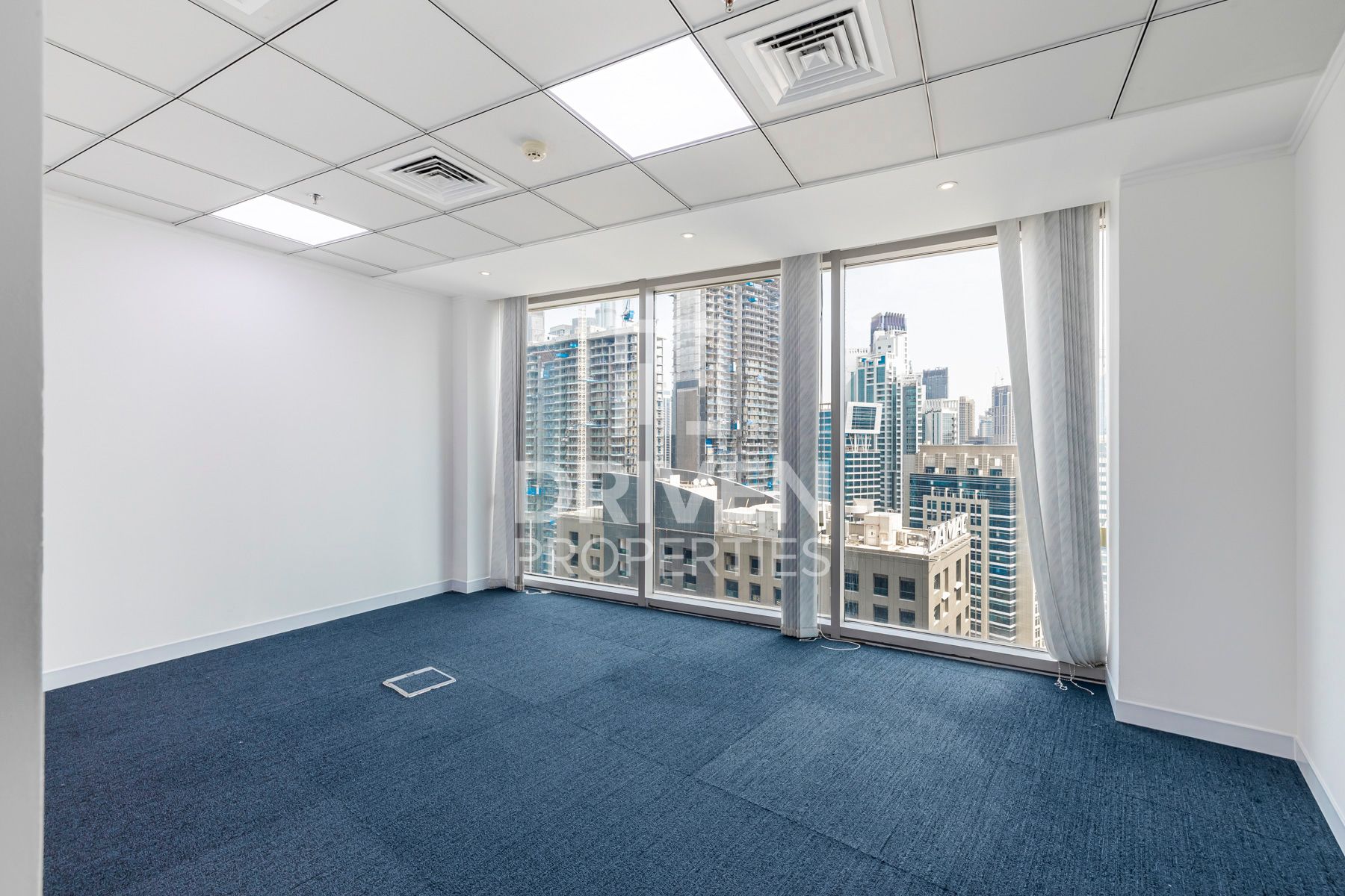 Prime Address Covered Parking Burj View