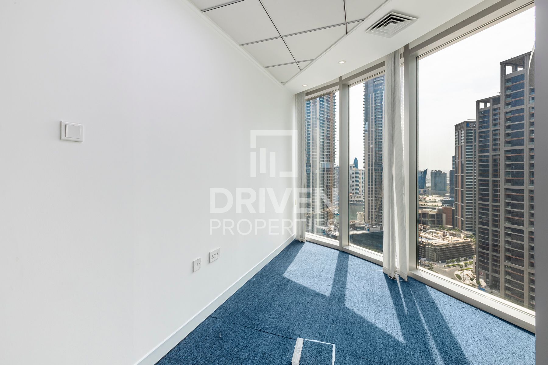 Prime Address Covered Parking Burj View