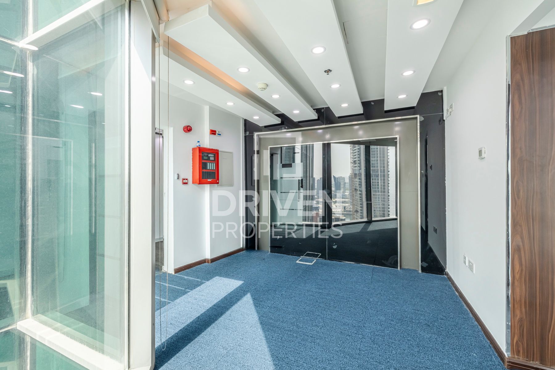 Prime Address Covered Parking Burj View