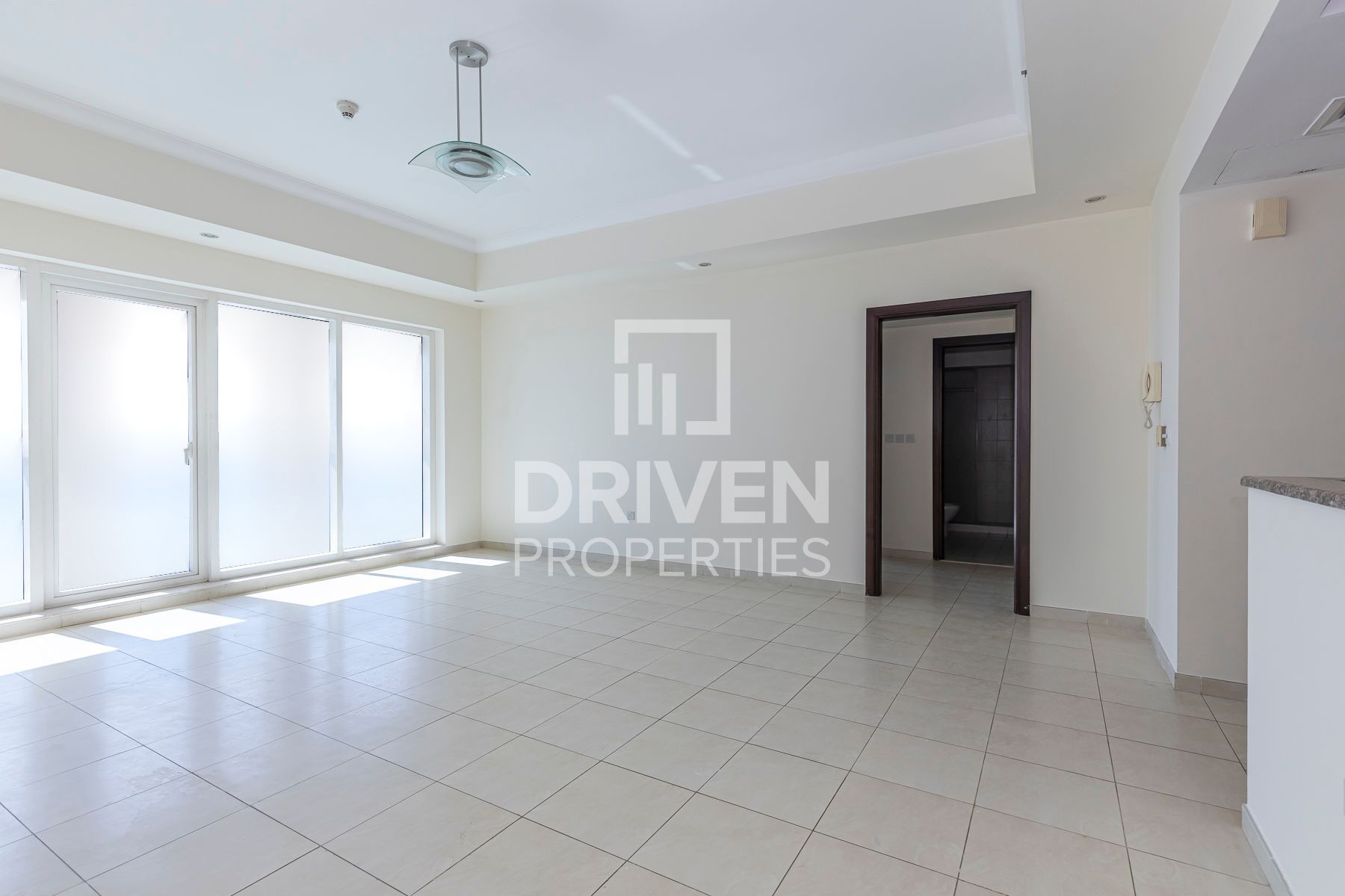 Canal and Stables View Ready to Move Spacious