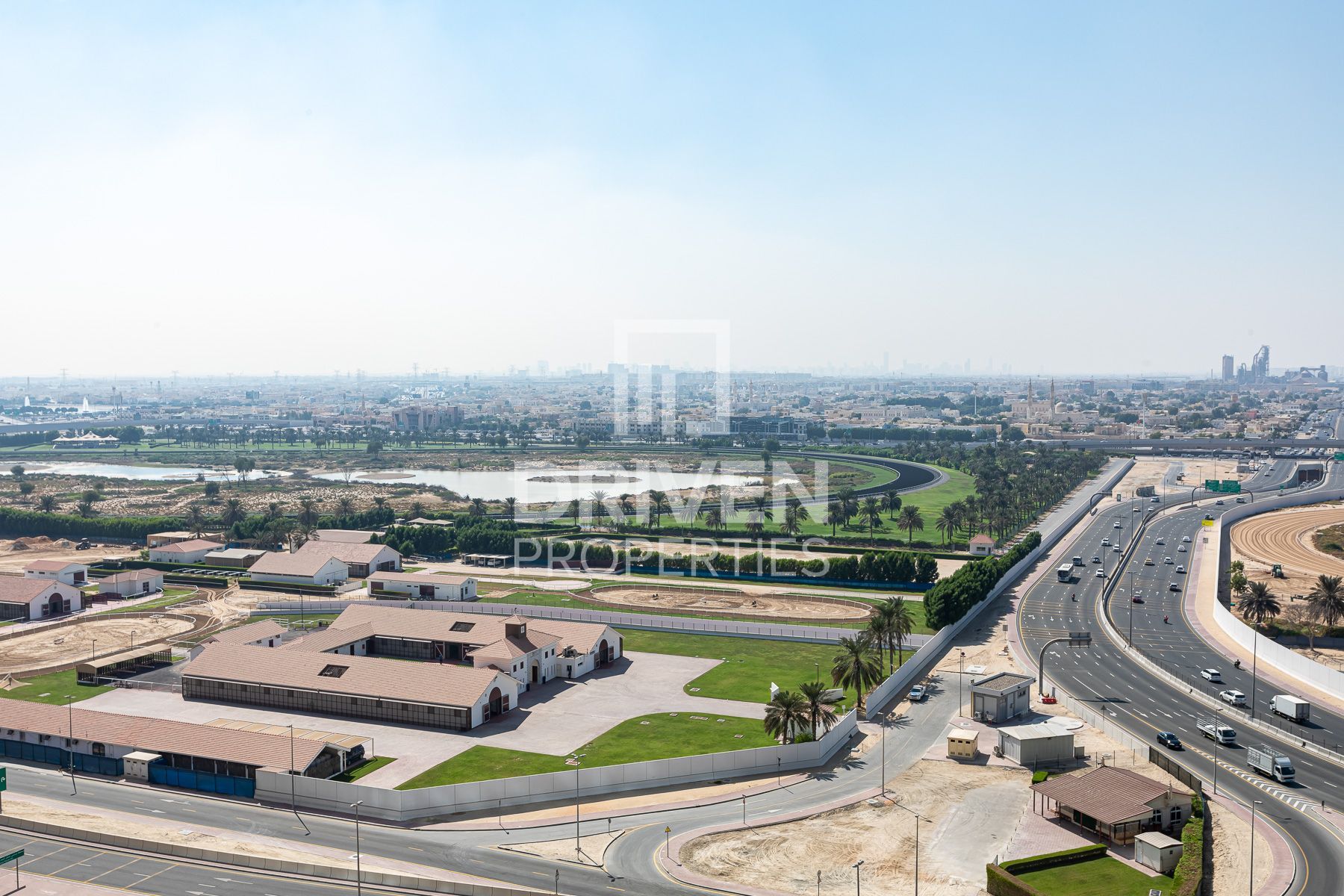 Canal and Stables View Ready to Move Spacious