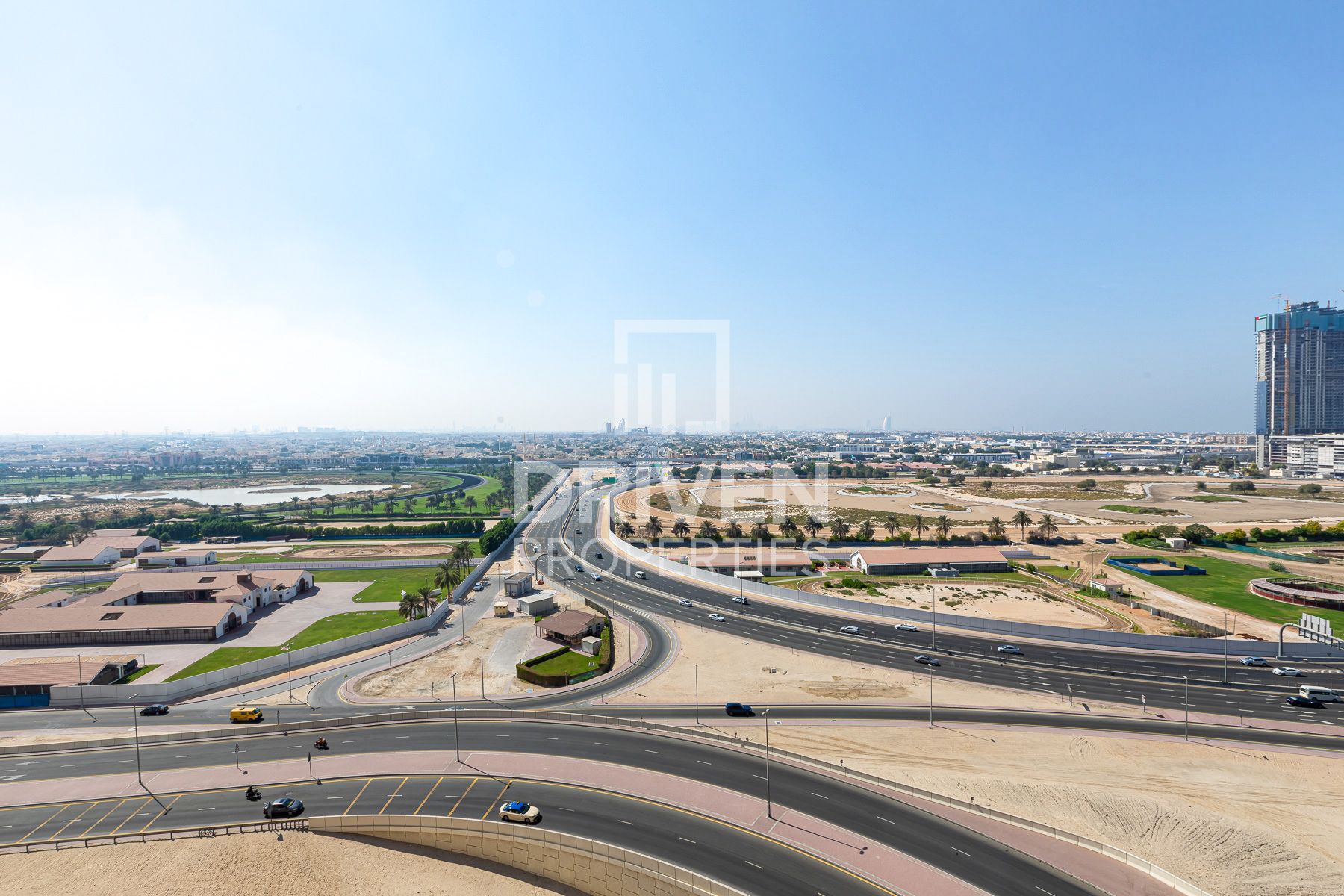 Canal and Stables View Ready to Move Spacious