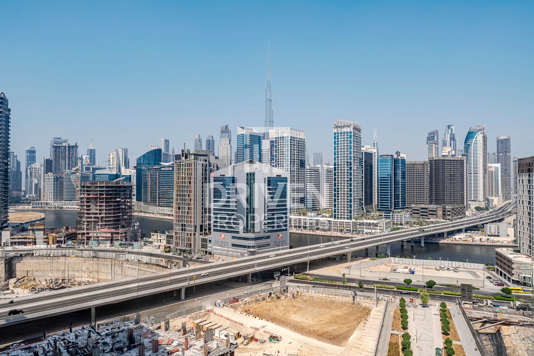 Iconic Burj View Upper Floor Central Location