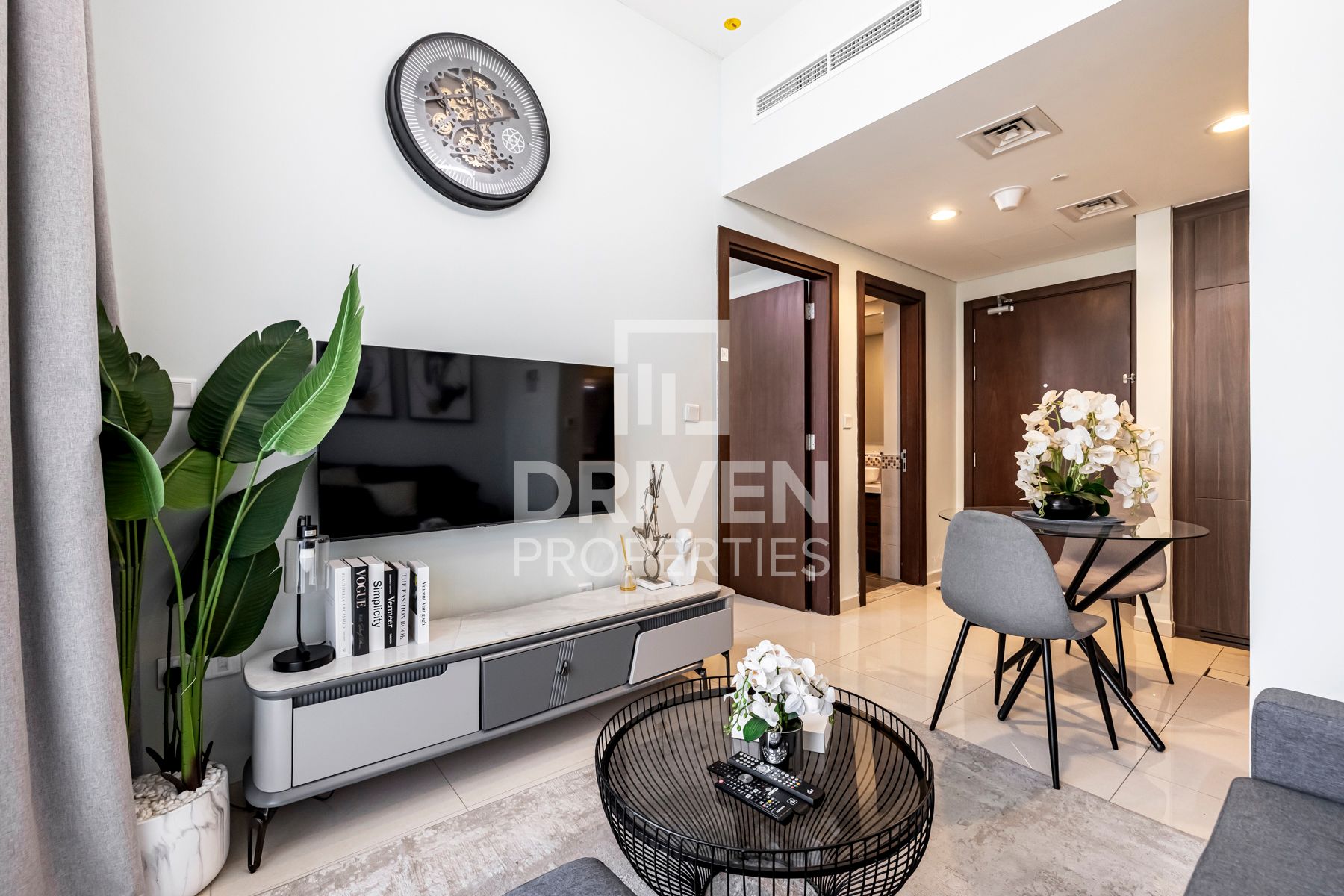 Prime Location Fully Furnished Canal View