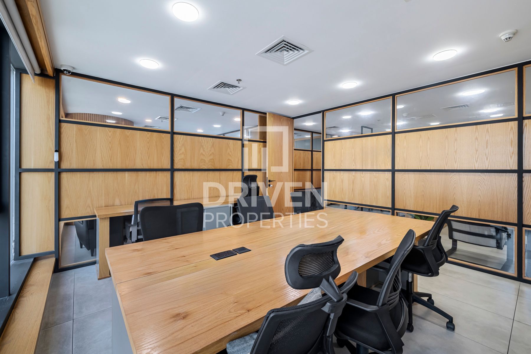 Fully furnished office with amazing views.