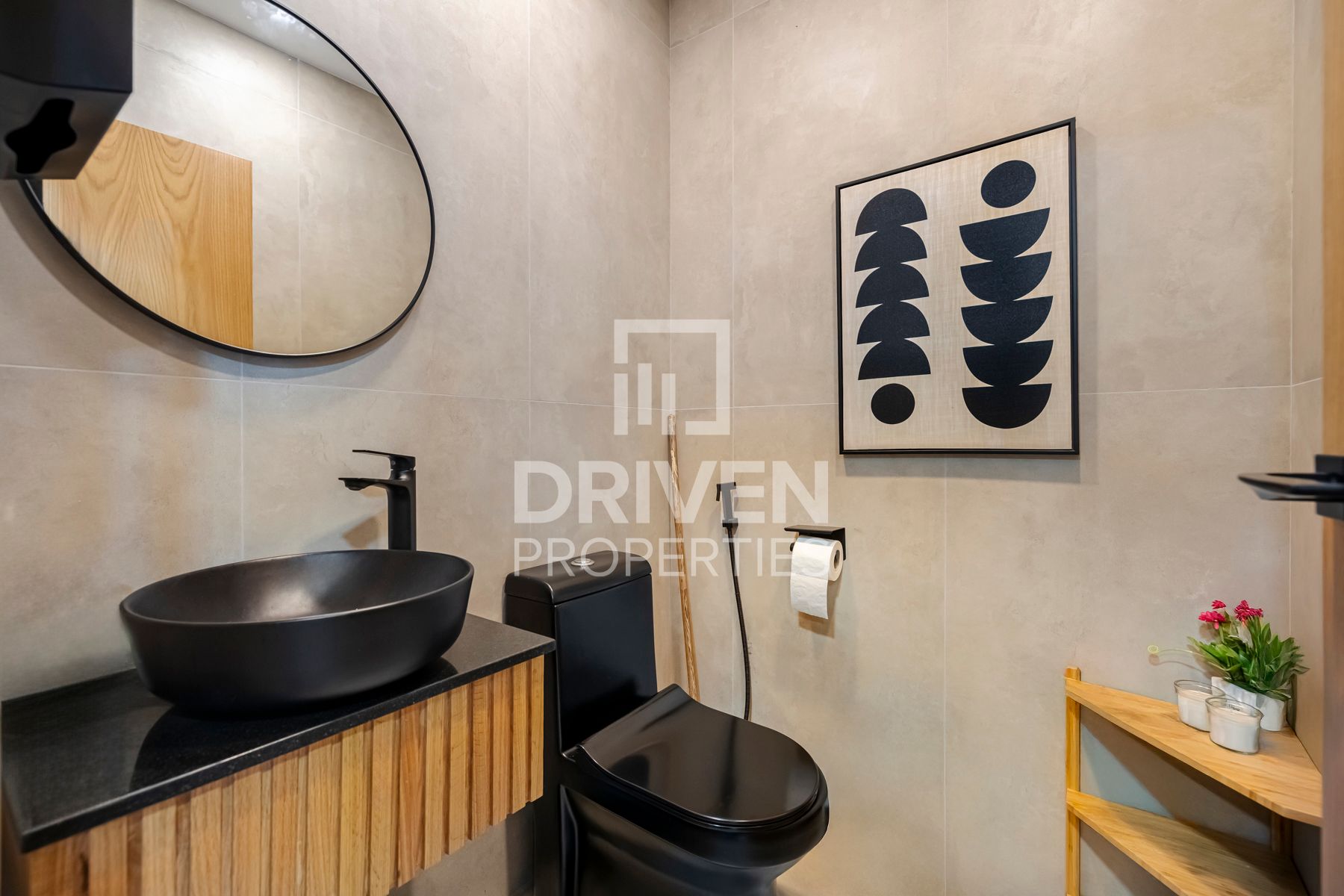 Fully furnished office with amazing views.