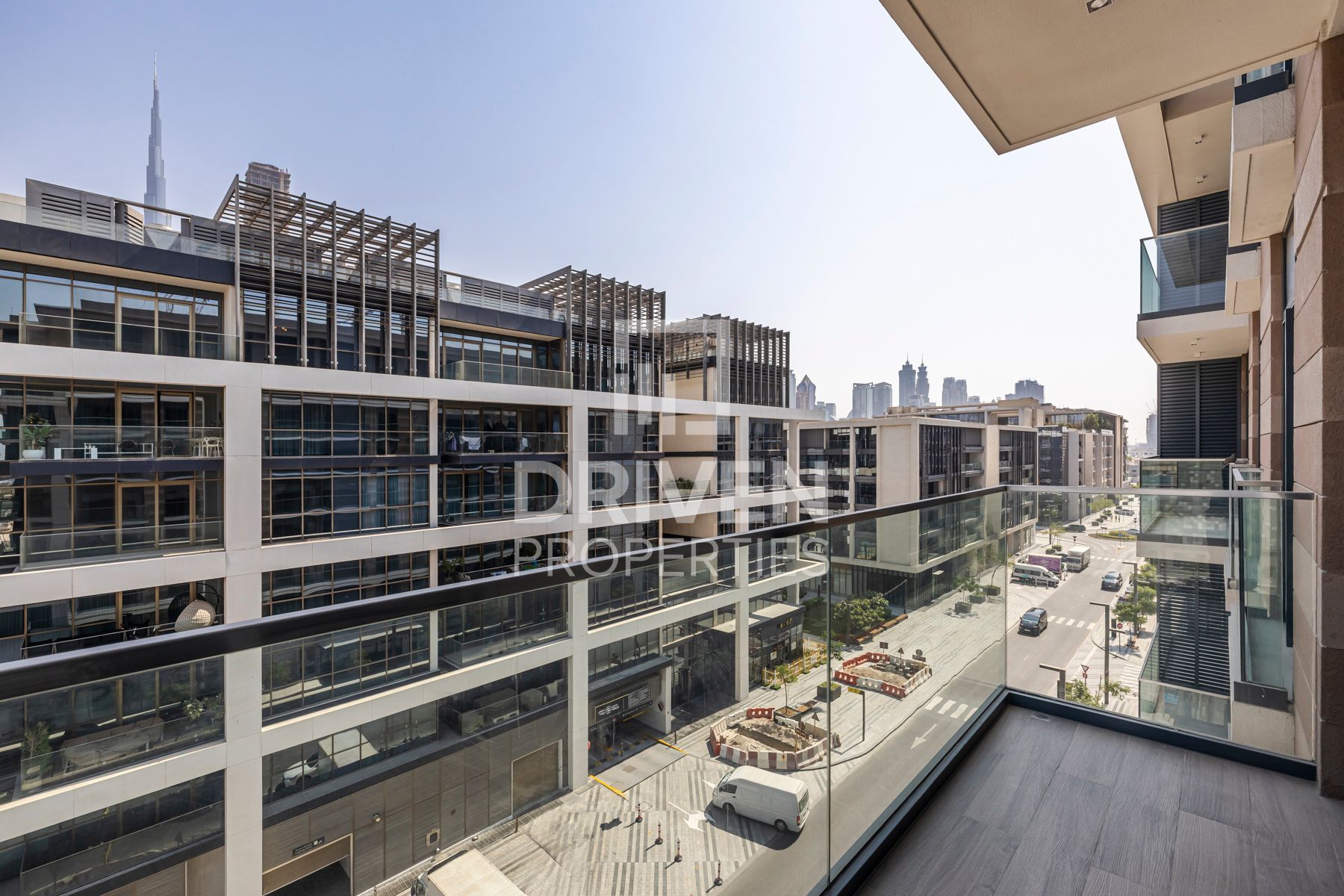 Modern Finish Recently Handed Over Corner Unit