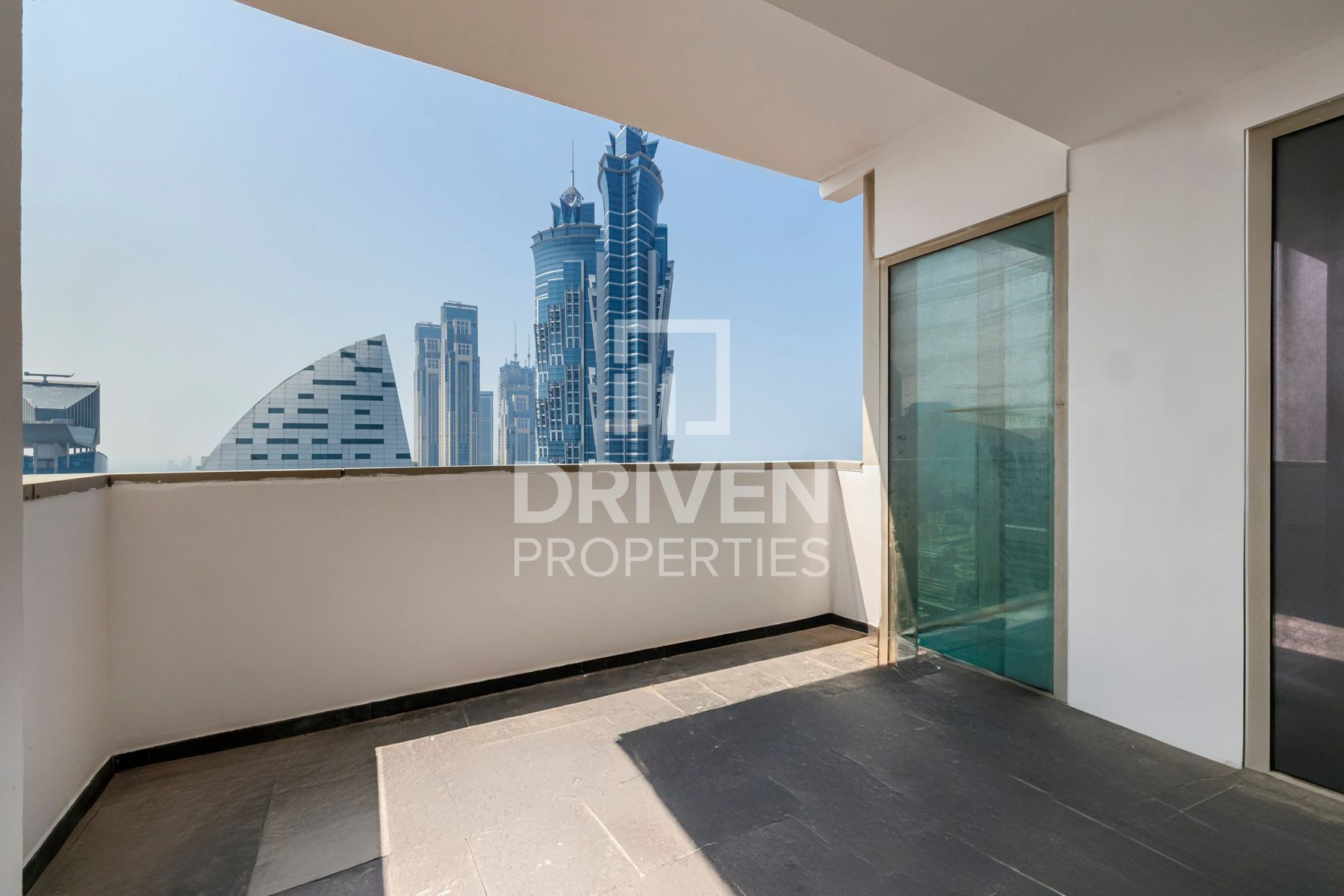 Ready to Move in Office Prime Location