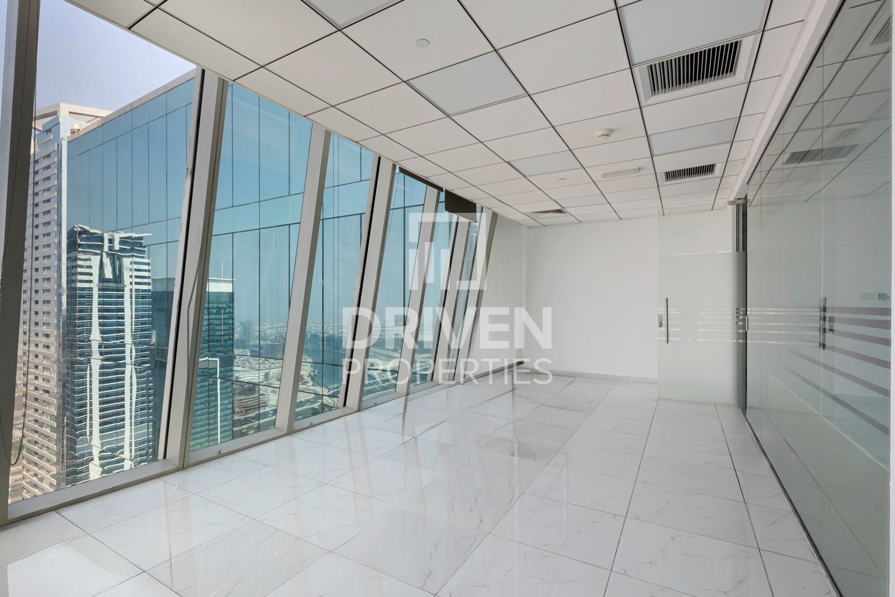 Ready to Move in Office Prime Location