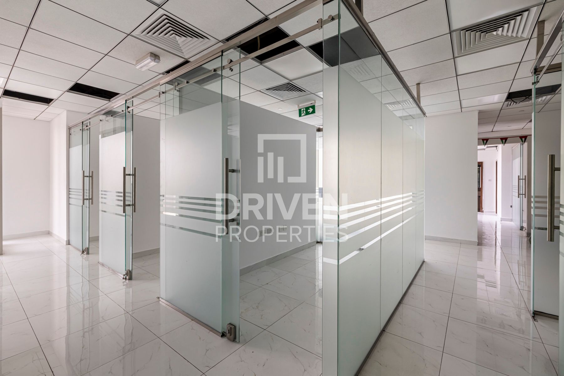 Ready to Move in Office Prime Location