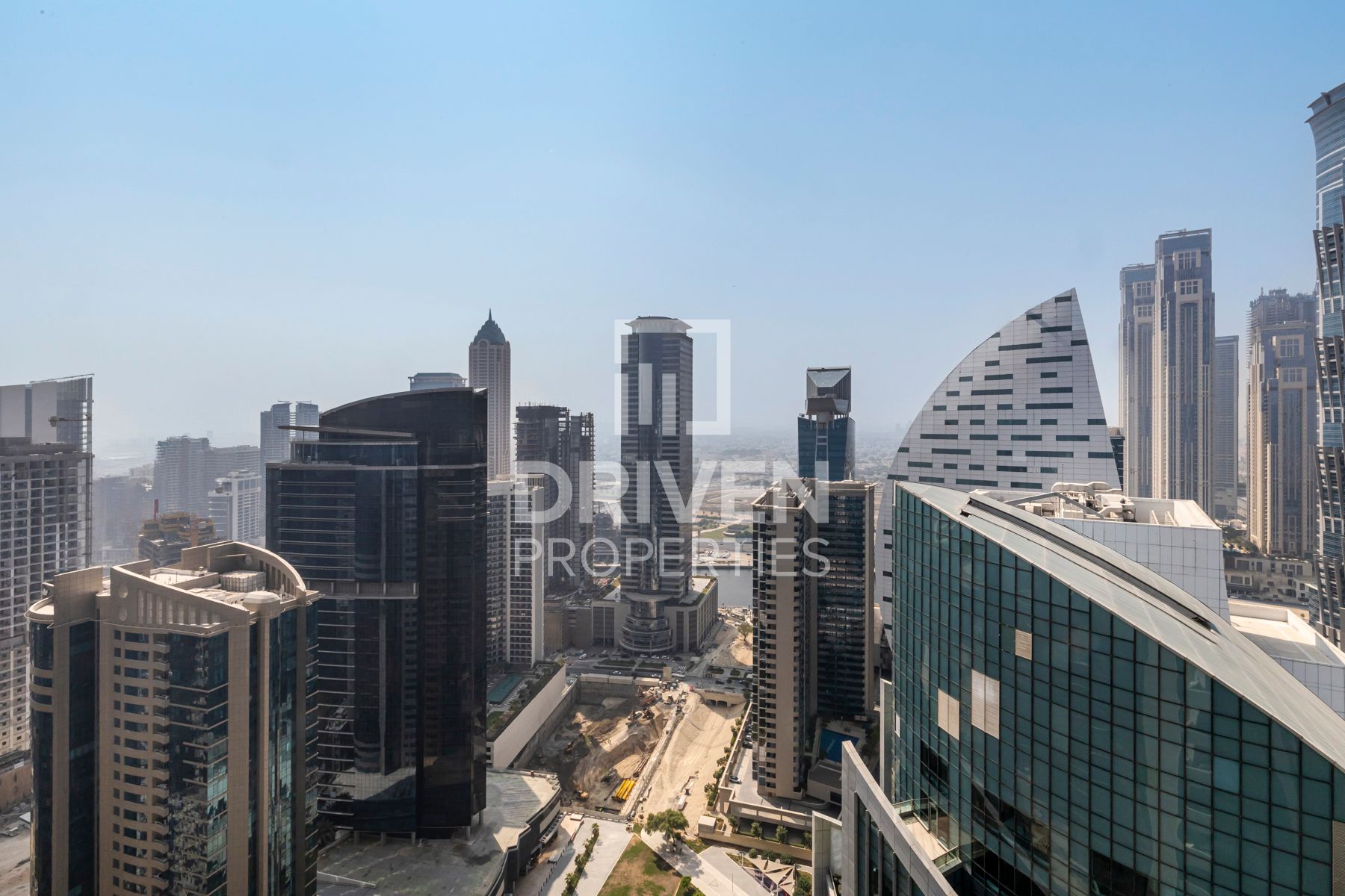 Ready to Move in Office Prime Location