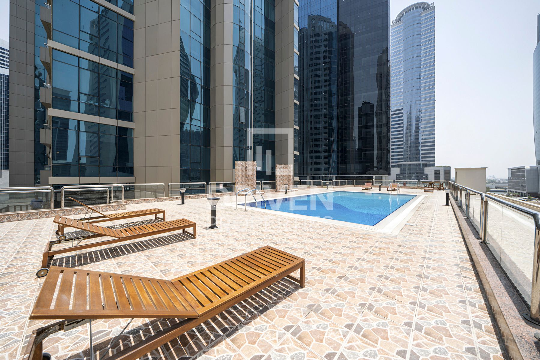 Near to Metro Station Vacant Unique Layout