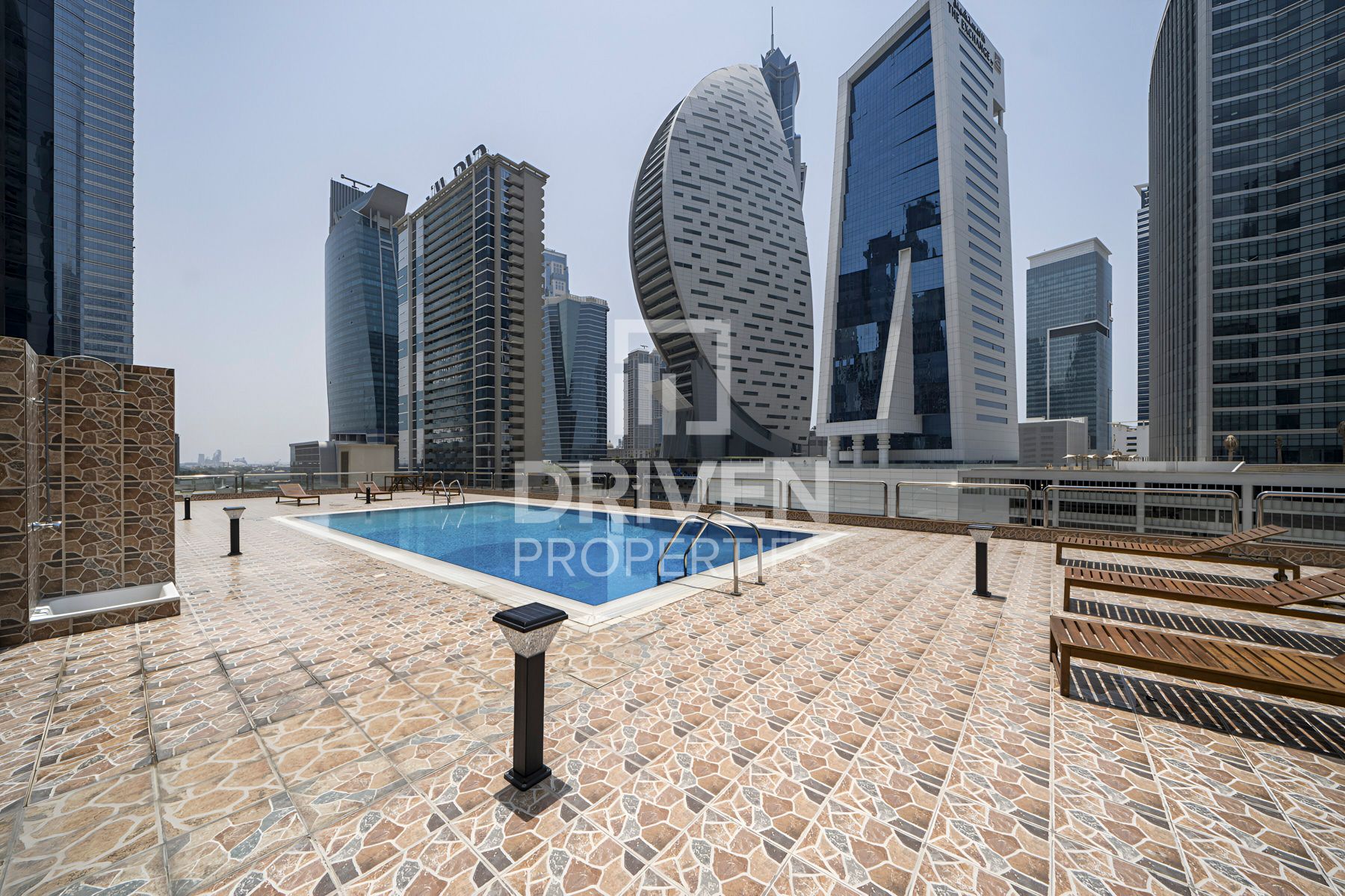 Near to Metro Station Vacant Unique Layout