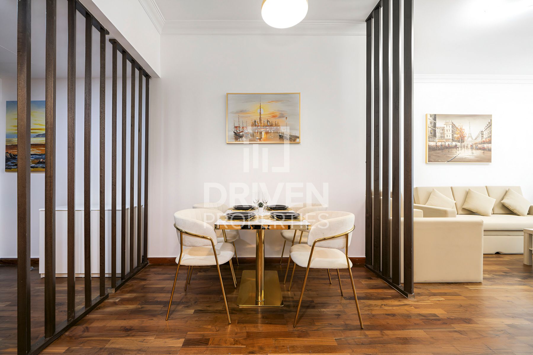 Near to Metro Station Vacant Unique Layout