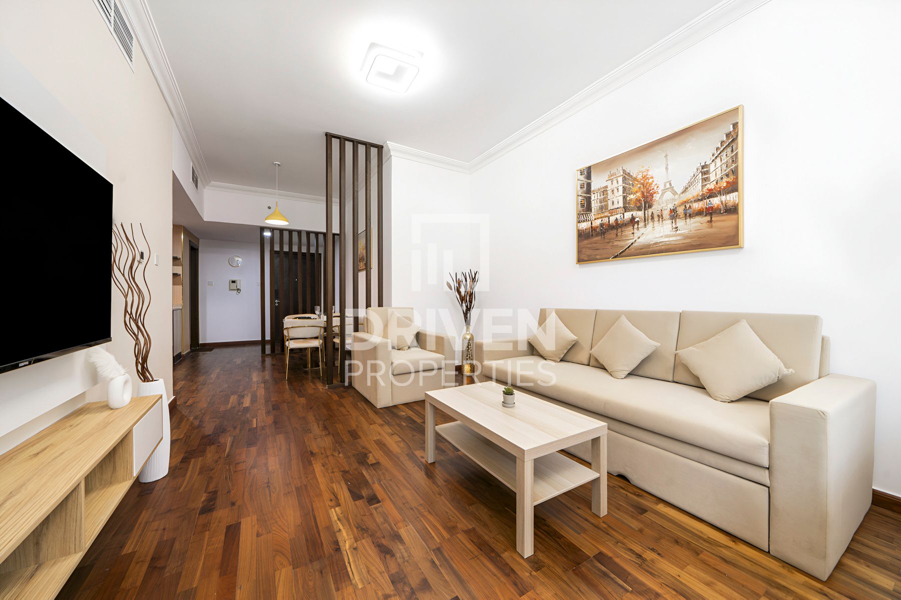 Near to Metro Station Vacant Unique Layout