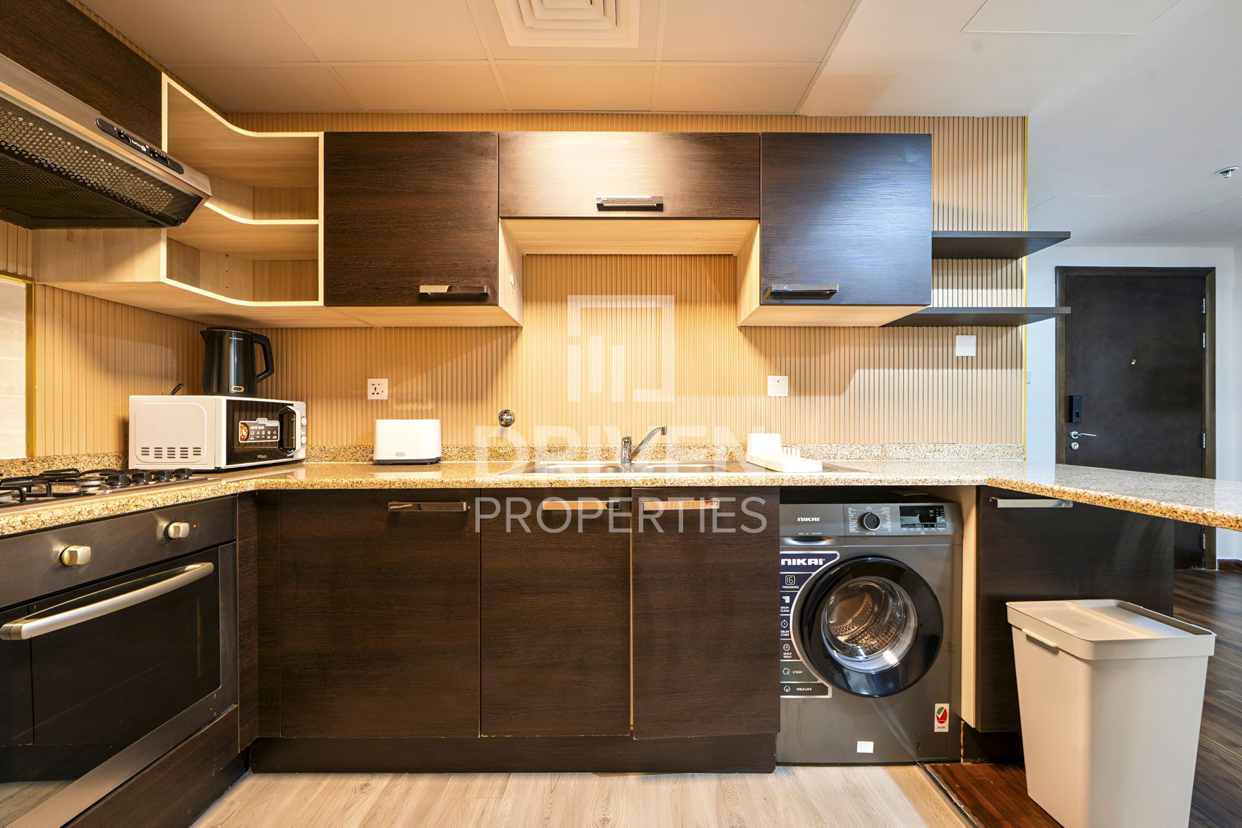 Near to Metro Station Vacant Unique Layout