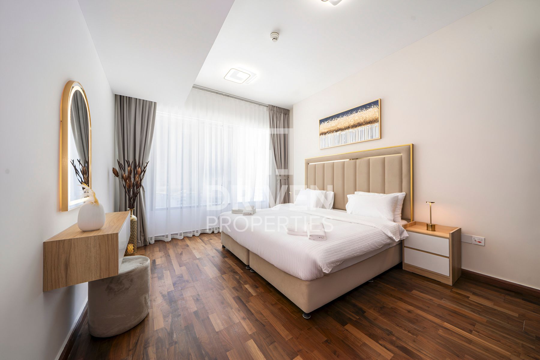 Near to Metro Station Vacant Unique Layout