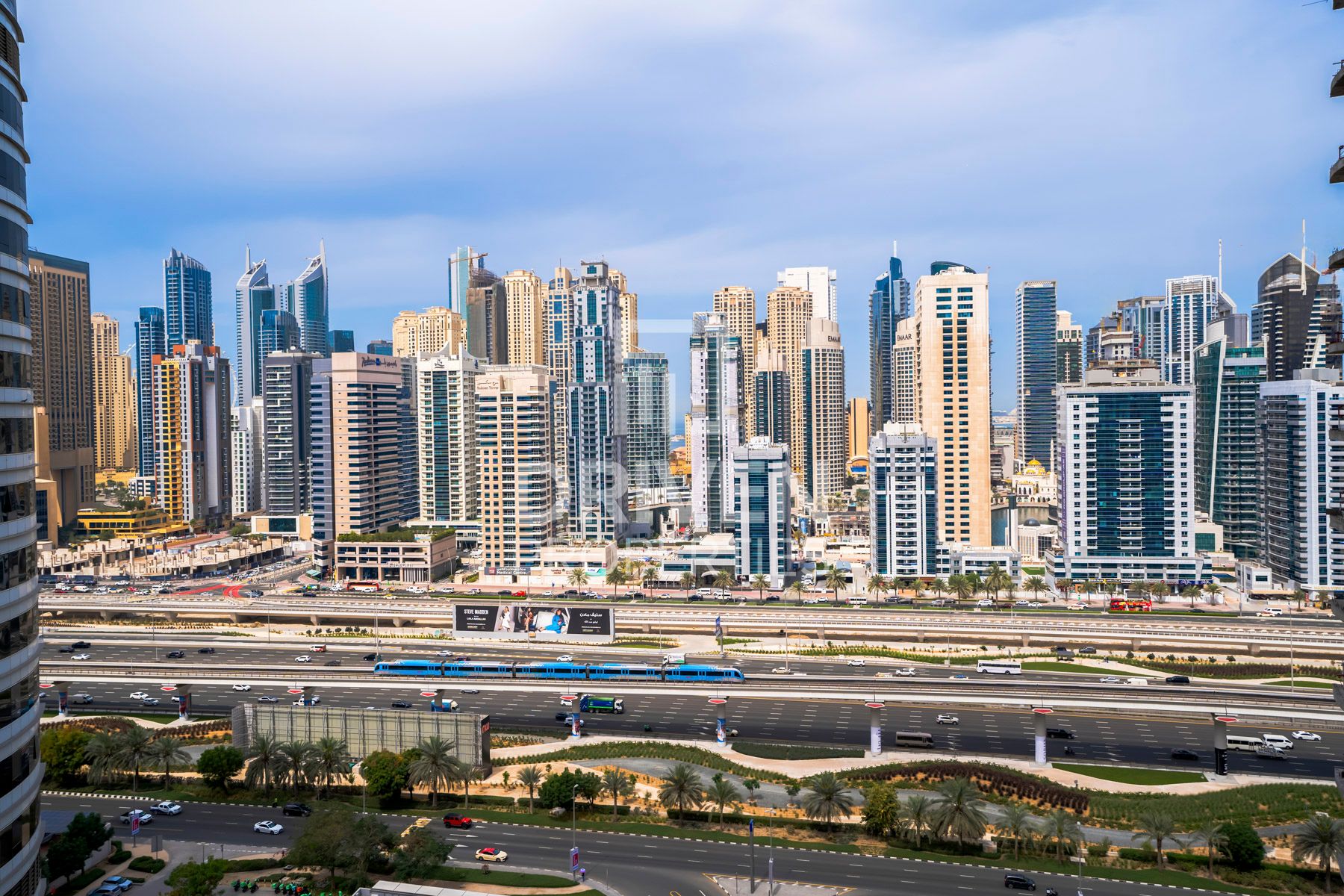 Elegant Upgraded Unit Unique Layout Furnished