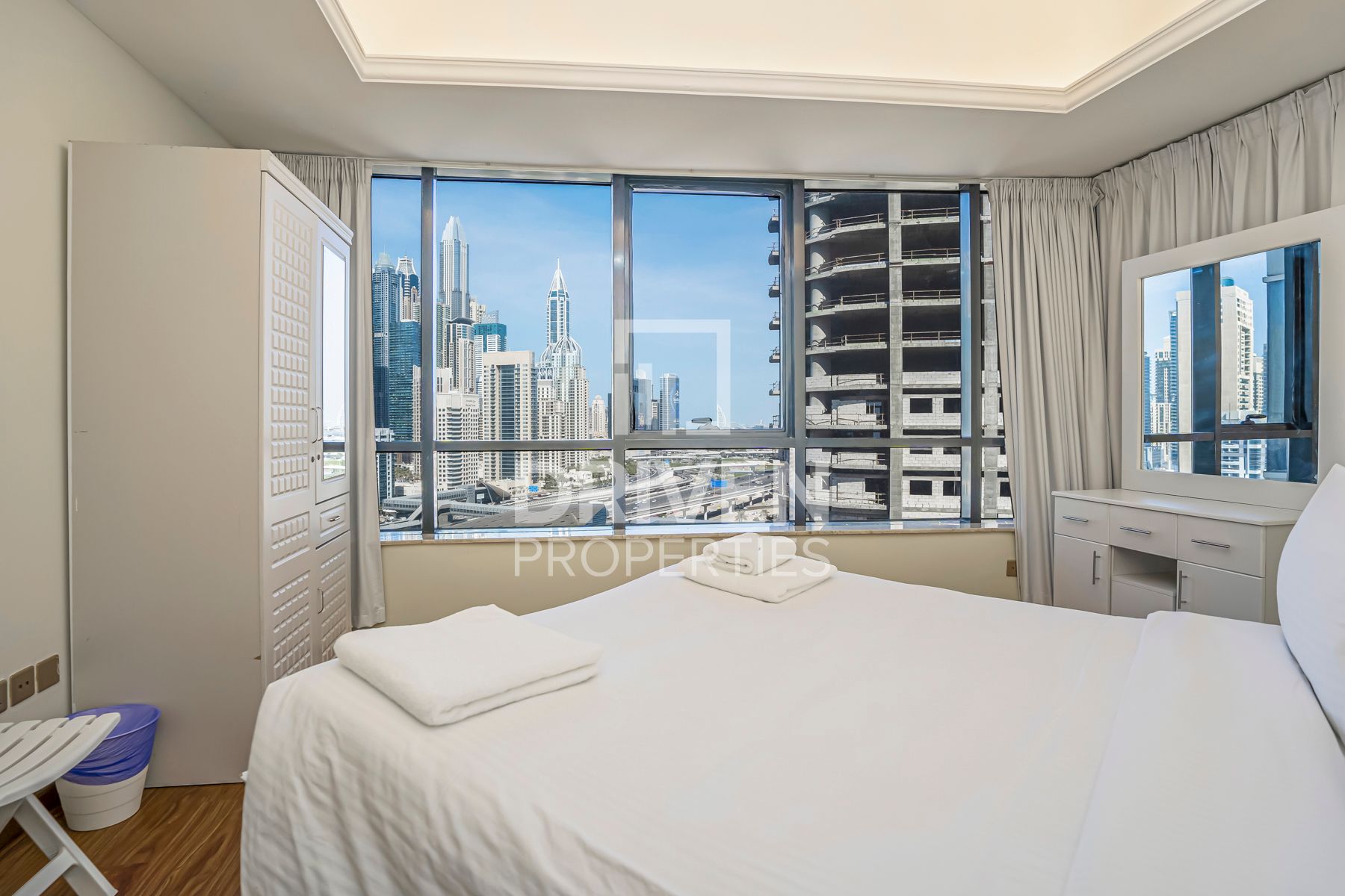 Upgraded Unit with Maid Ready on 15th of Nov