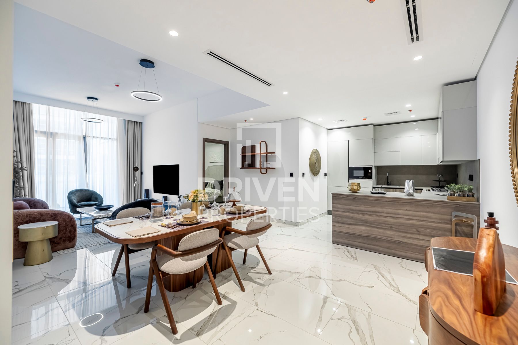 Exclusive Spacious Unit Handover Soon