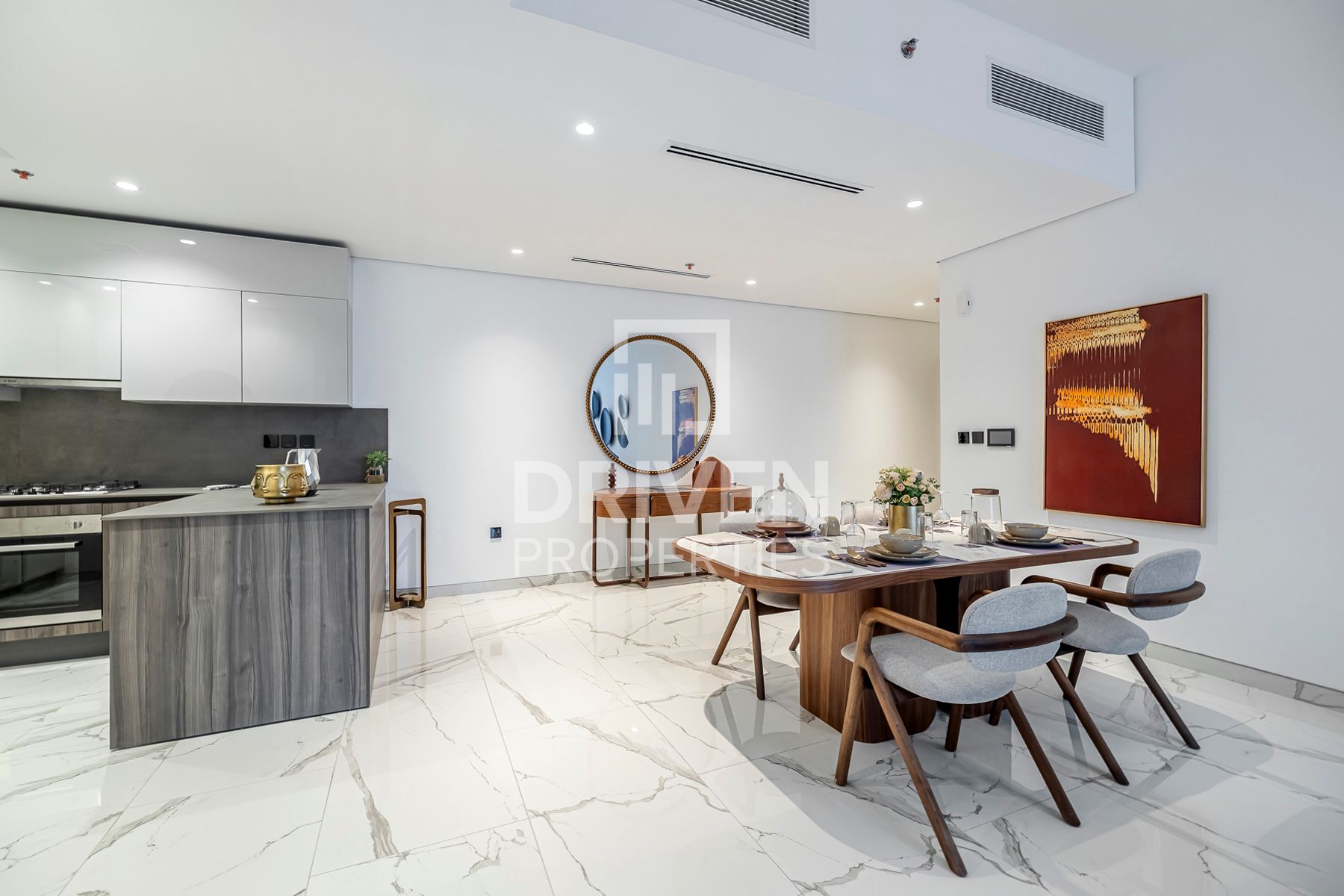 Exclusive Spacious Unit Handover Soon