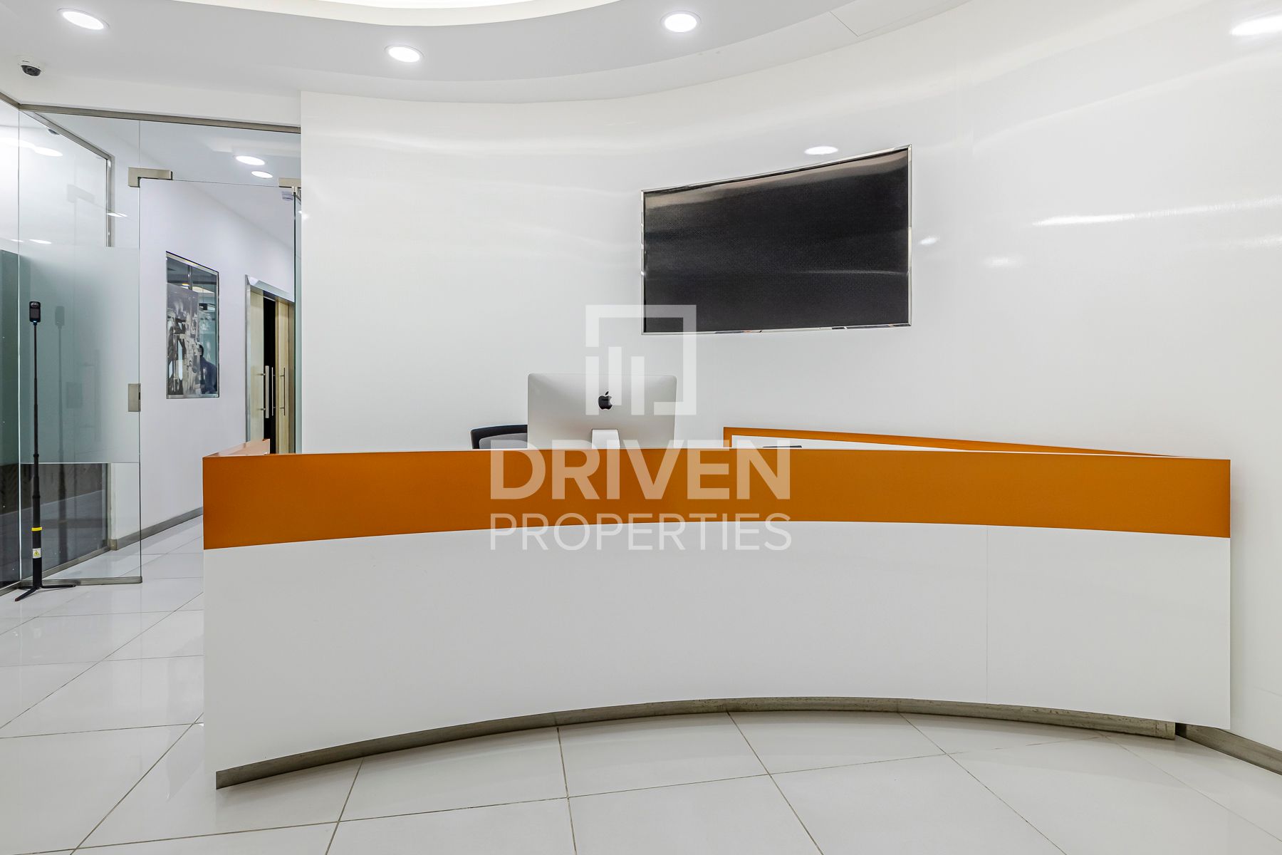 Premium Office Fully Furnished Vacant