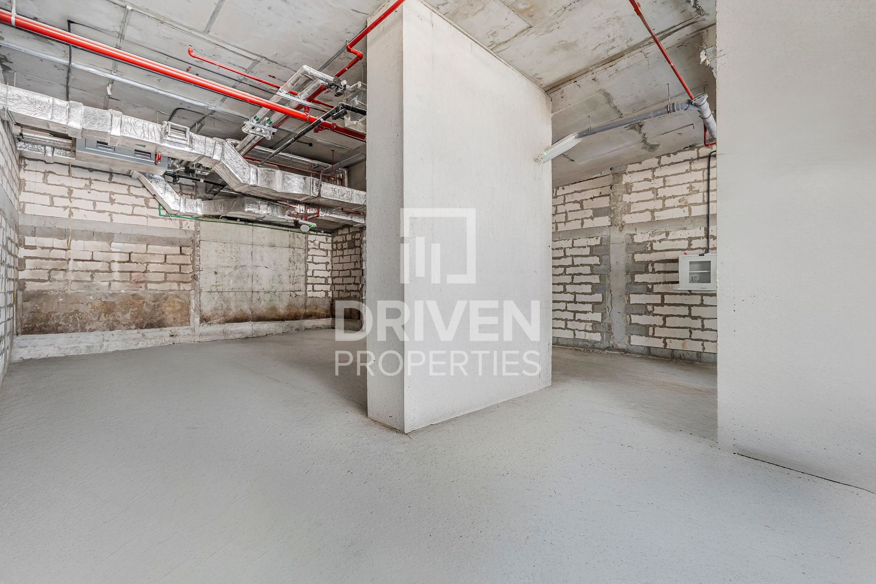 Strategic Location Vacant Best Price