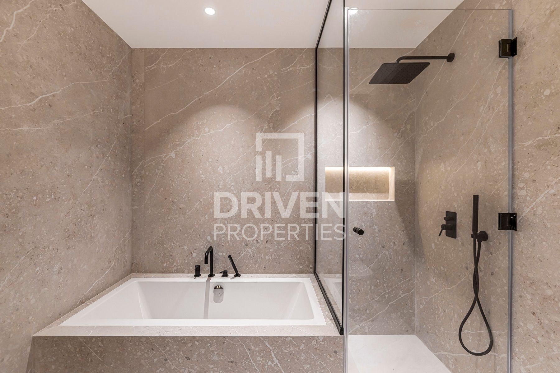 High-end Finishing with Pool and Courtyard View